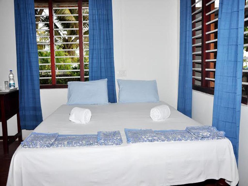 Deluxe Double or Twin Room with Ocean View photo 1