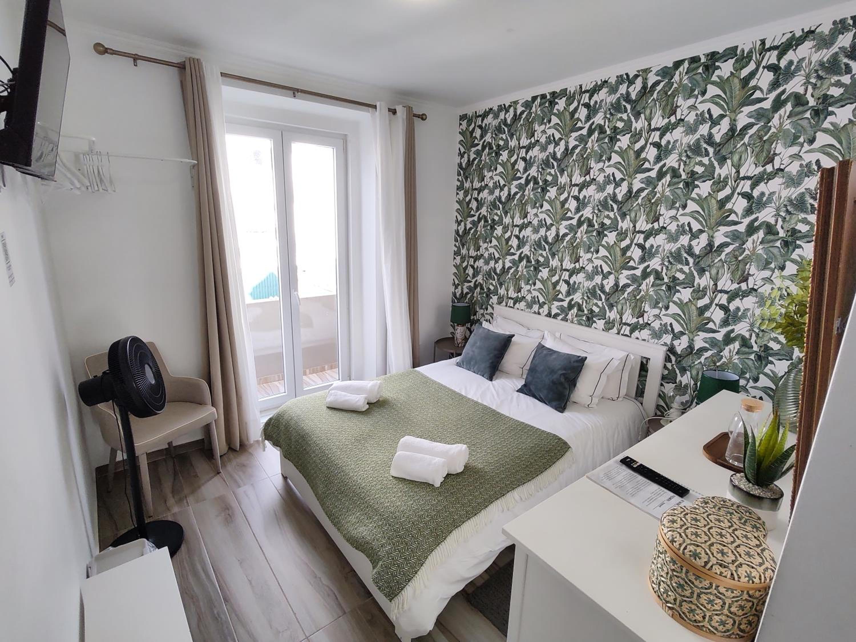 Standard Double Room with Shared Bathroom photo 1