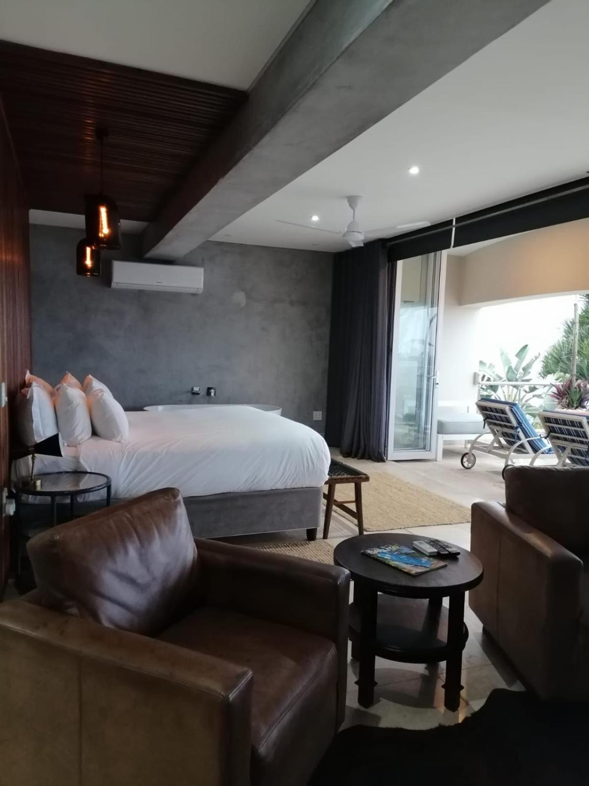 Suite with Sea View photo 2