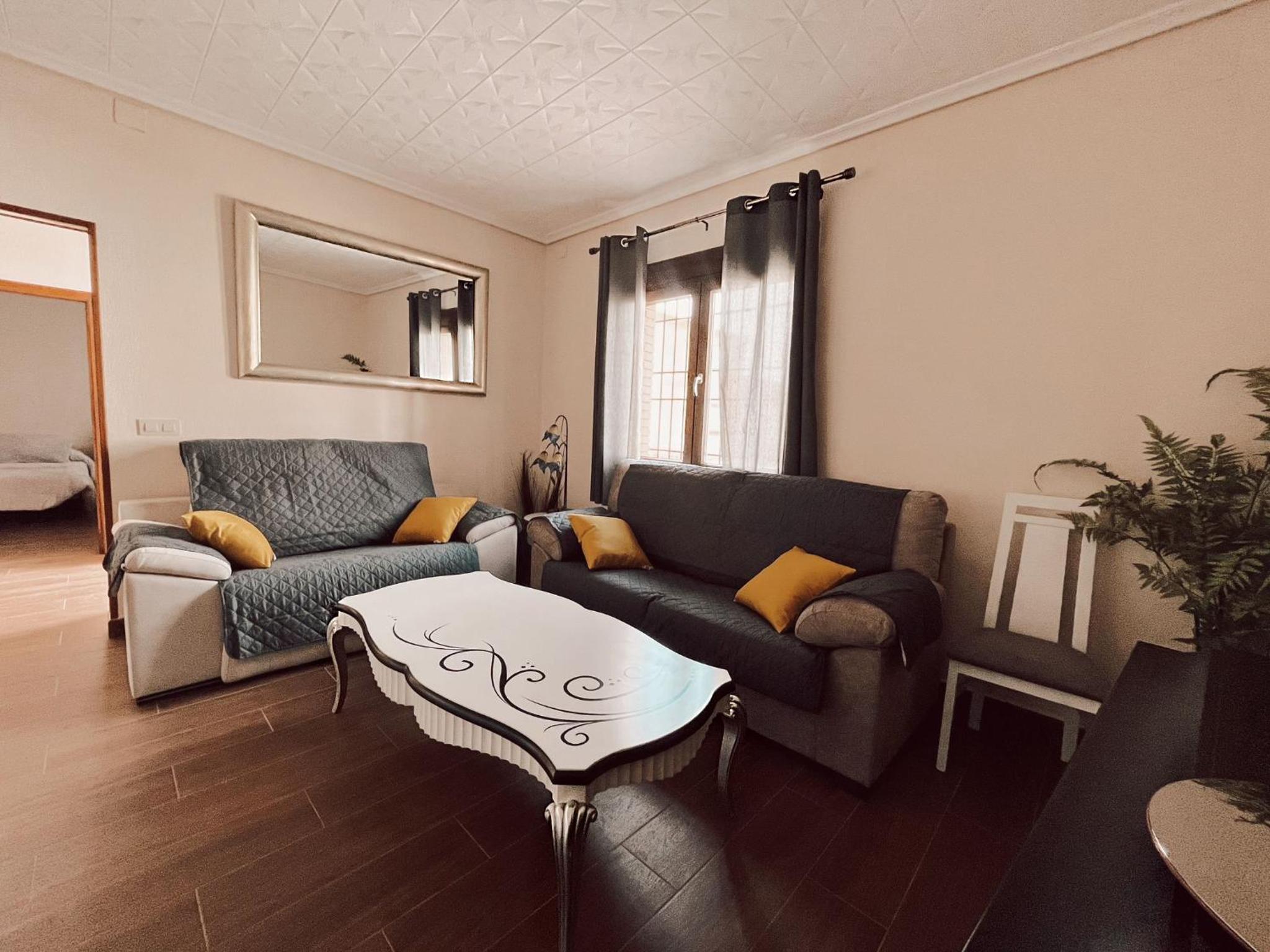 Casa de cuatro habitaciones