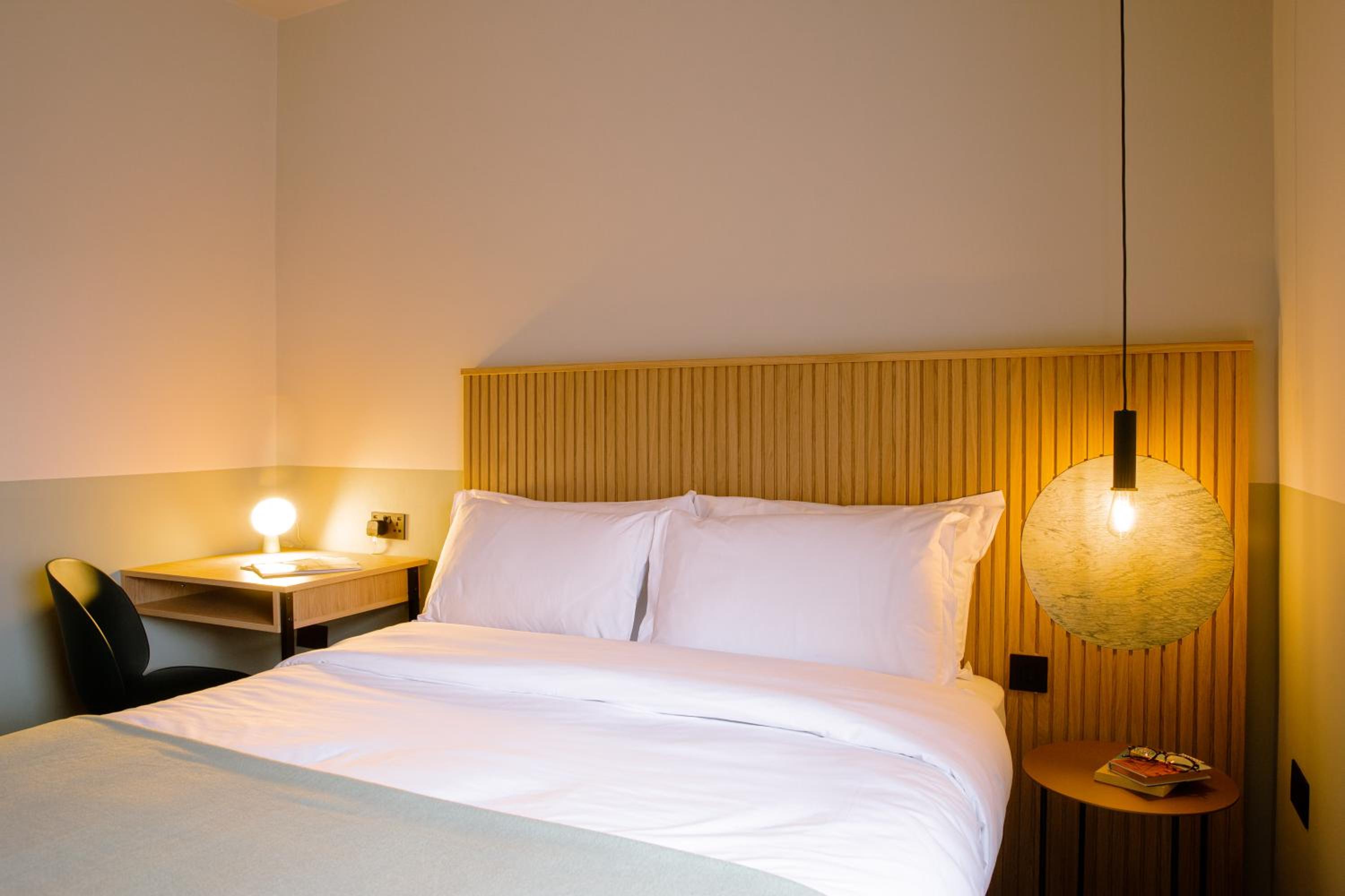 Double Room - Photo 2