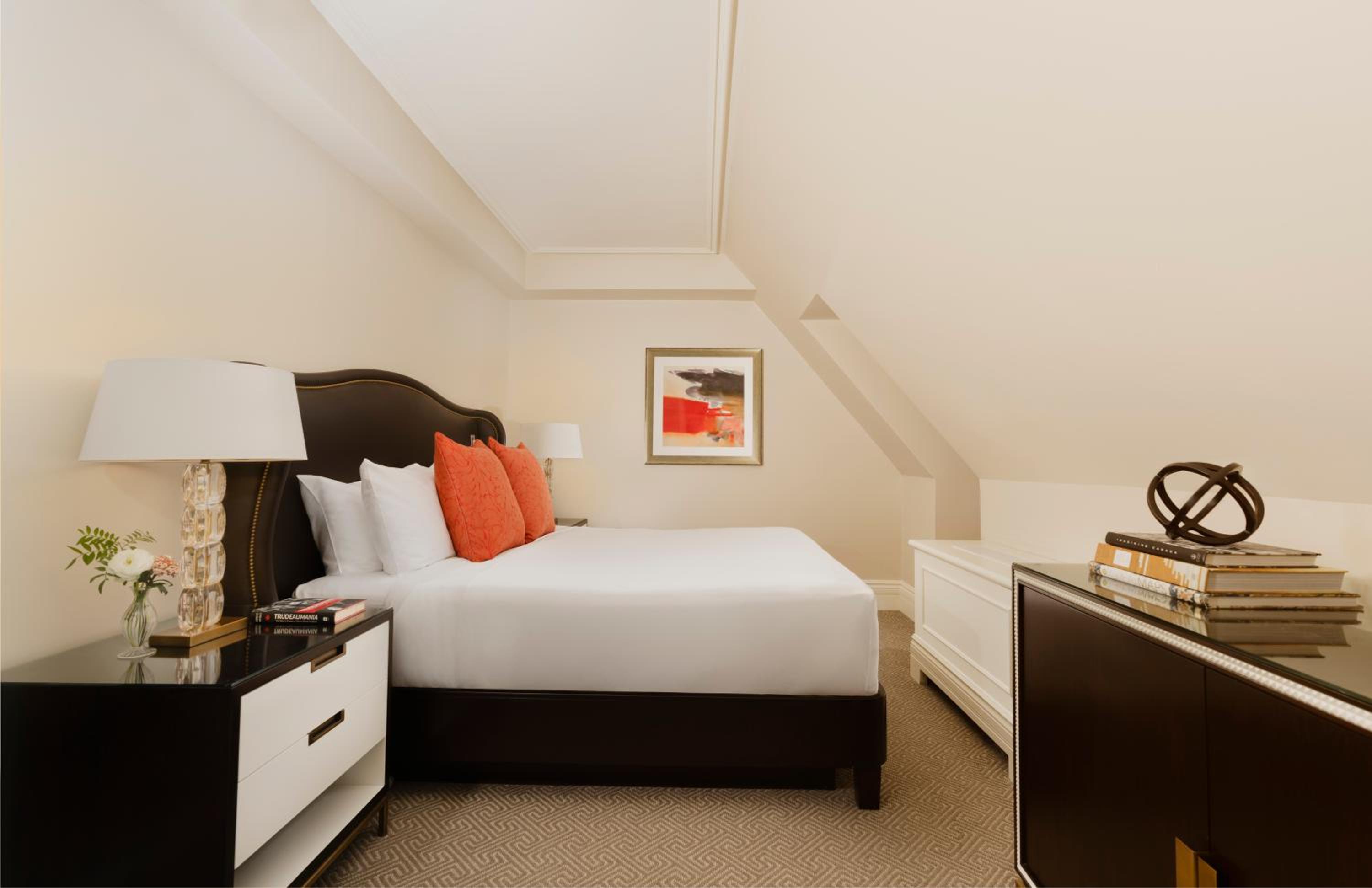 Suite Trudeau Trudeau Two Bedroom Suite with River View - Photo 7
