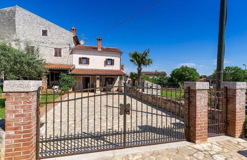 Holiday Home photo 1