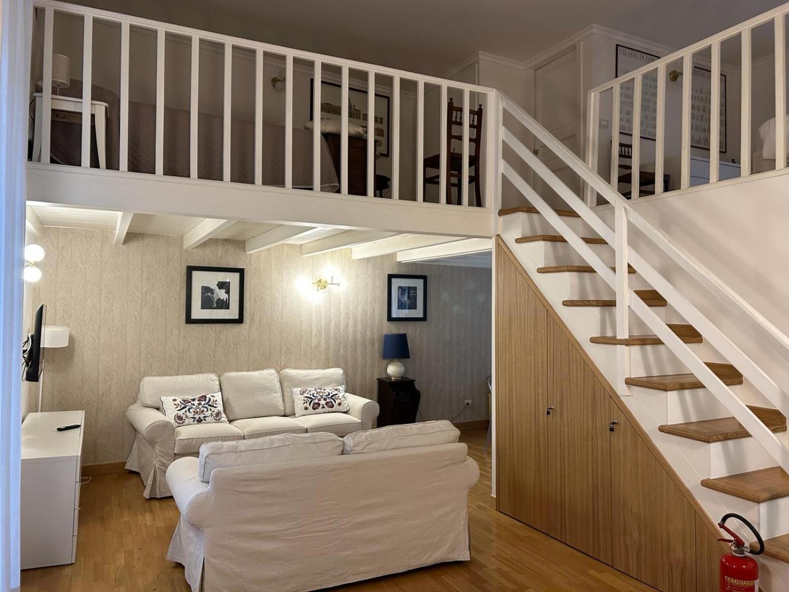 Family Room with Balcony photo 1