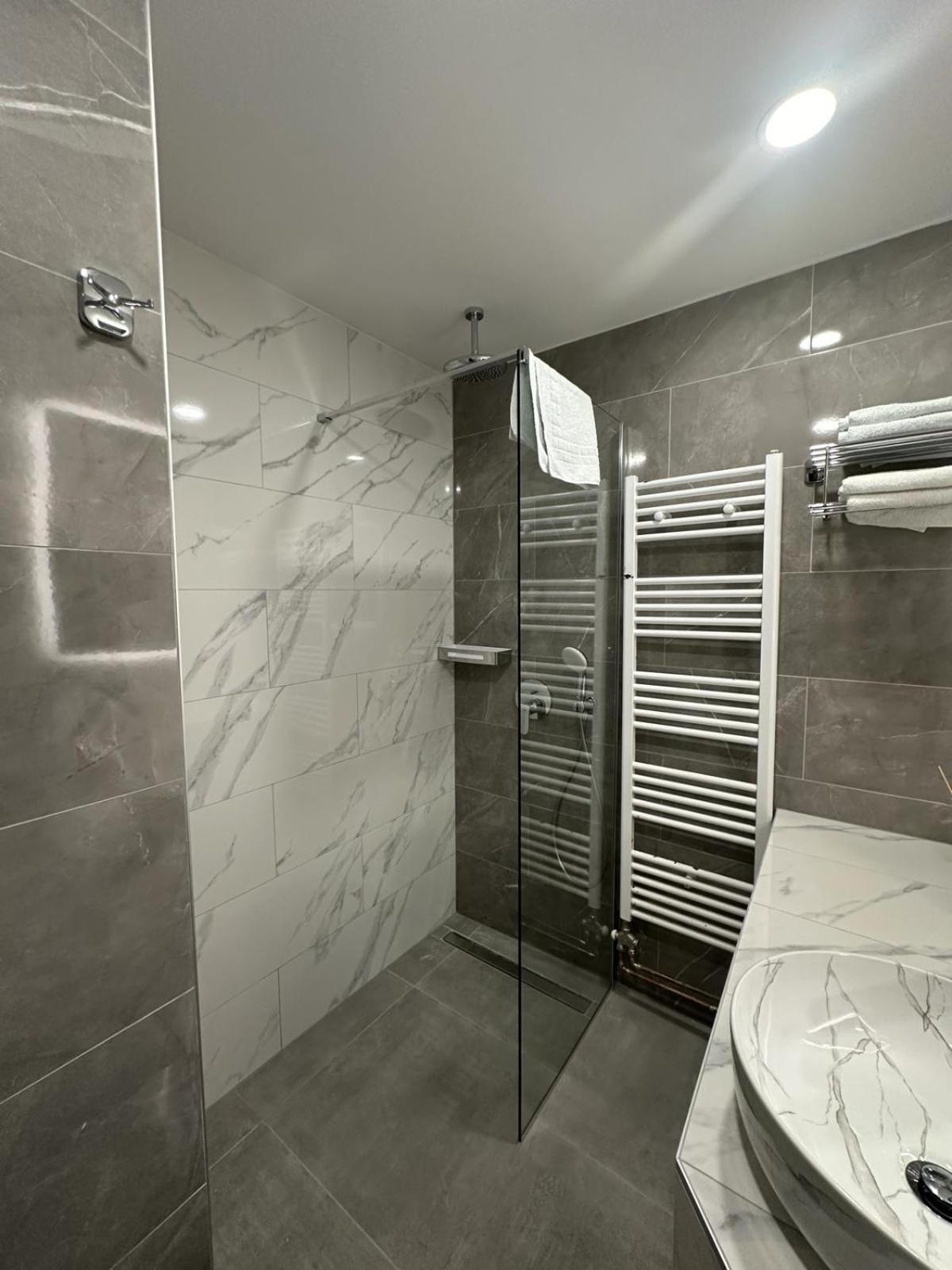 Triple Room - Photo 4
