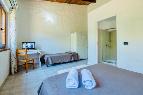 Triple Room with Private Bathroom photo 1