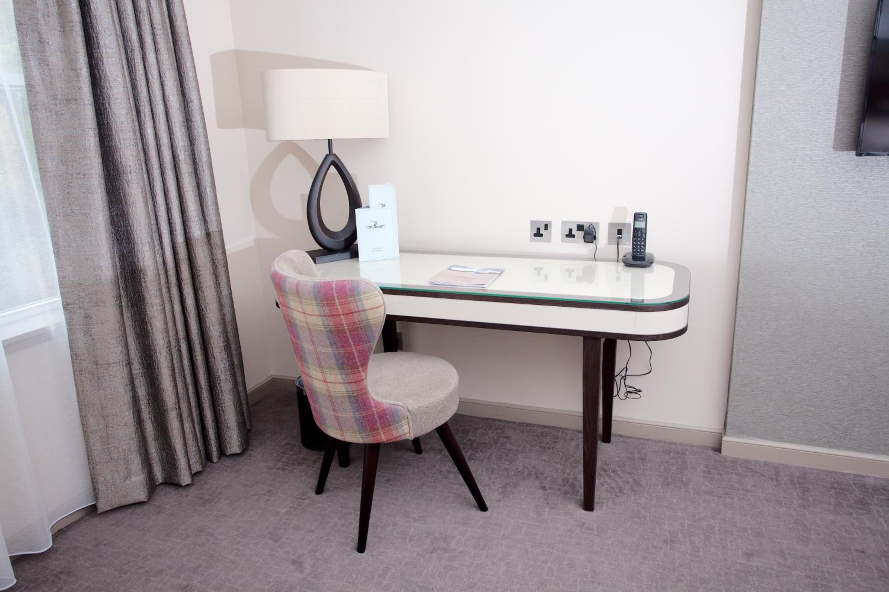 Standard Double Room- No Pets - Photo 4