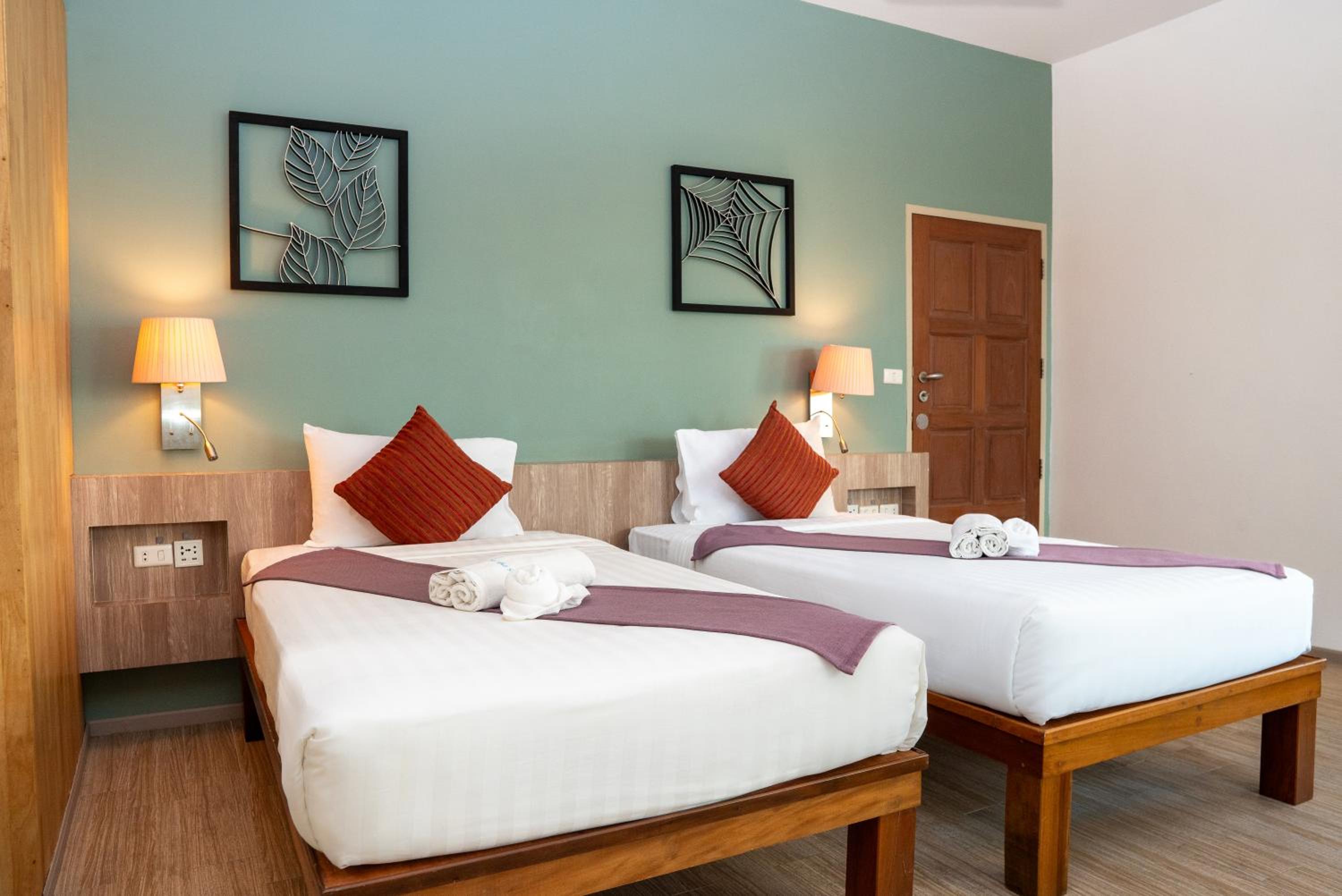 Two-Bedroom Villa - Photo 13