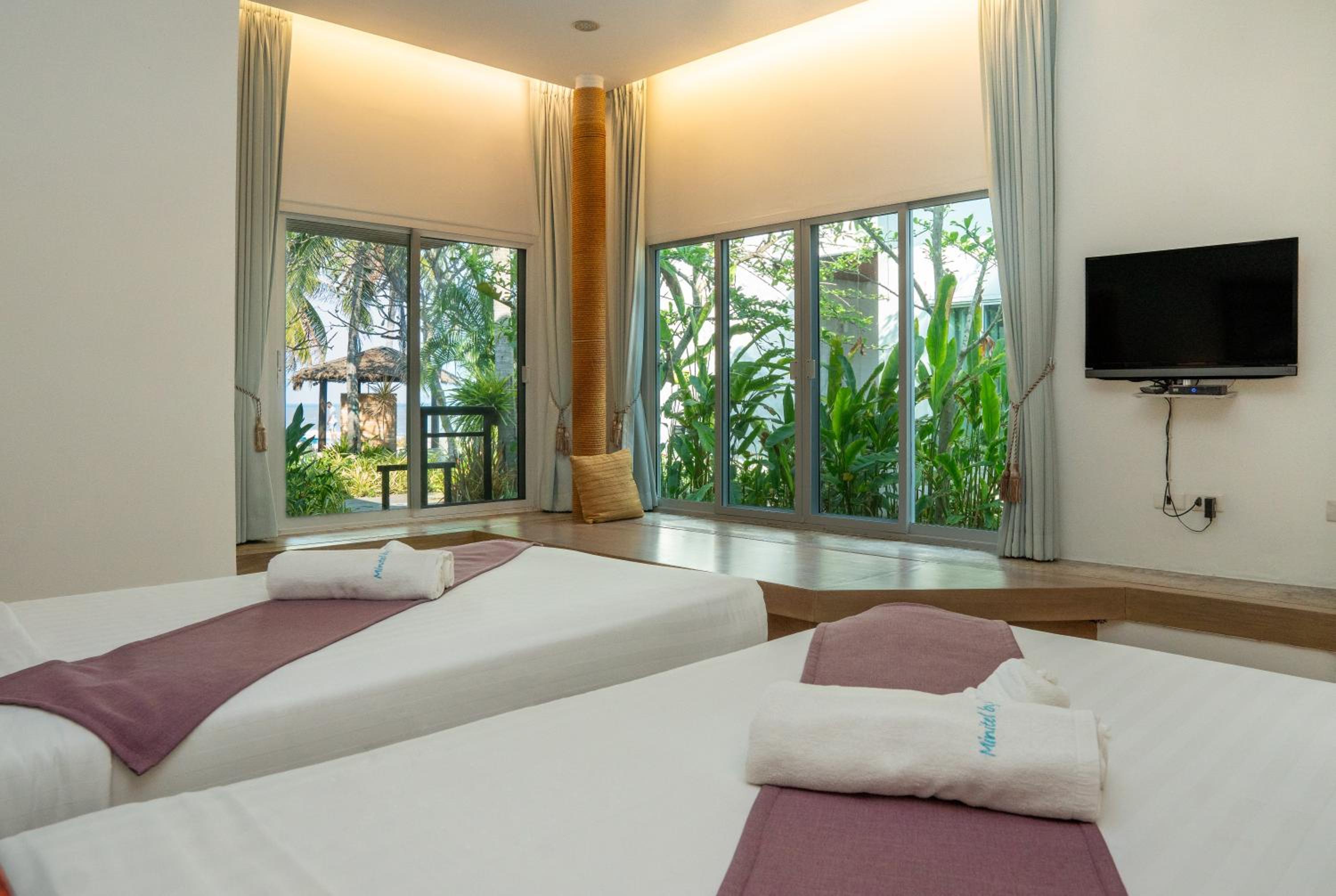 Two-Bedroom Villa - Photo 11