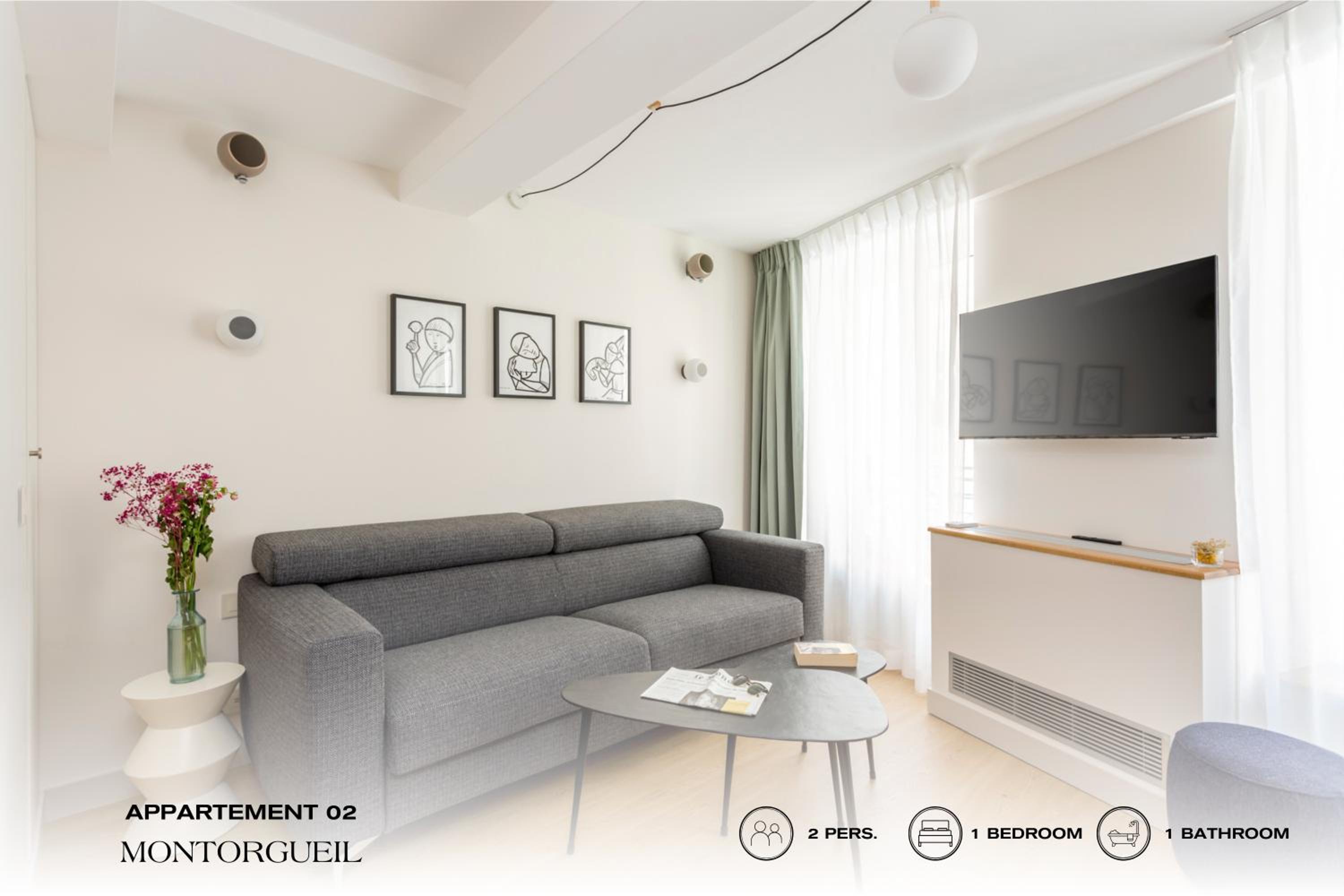One-Bedroom Apartment photo 2