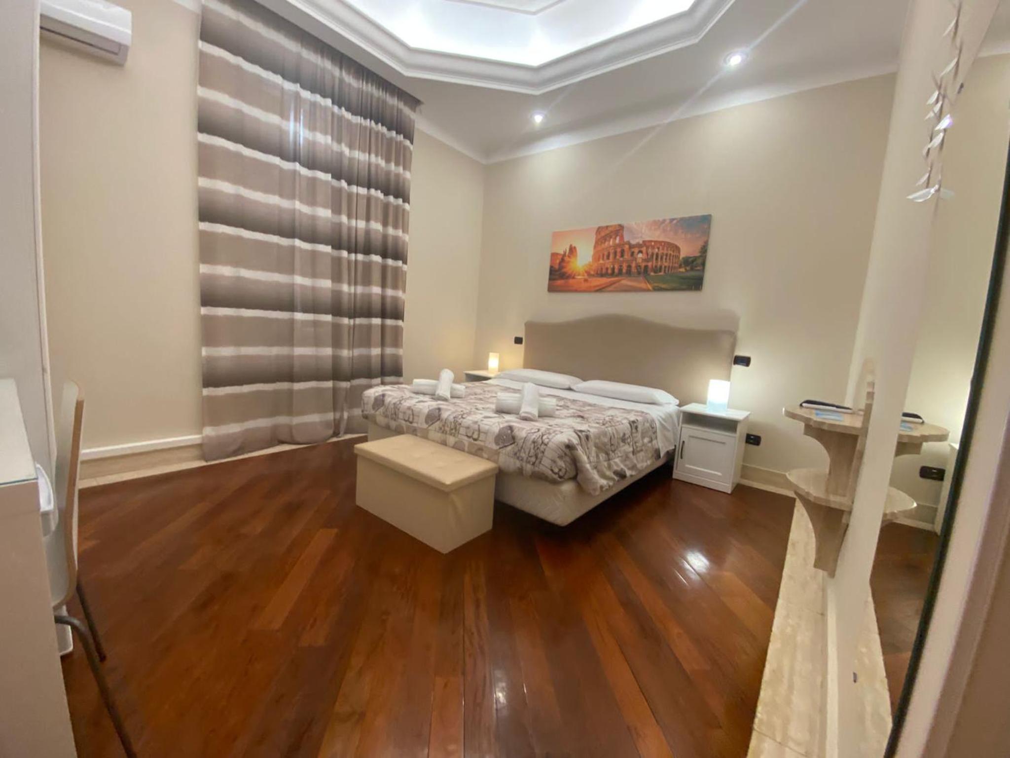 Double Room with Private Bathroom photo 1