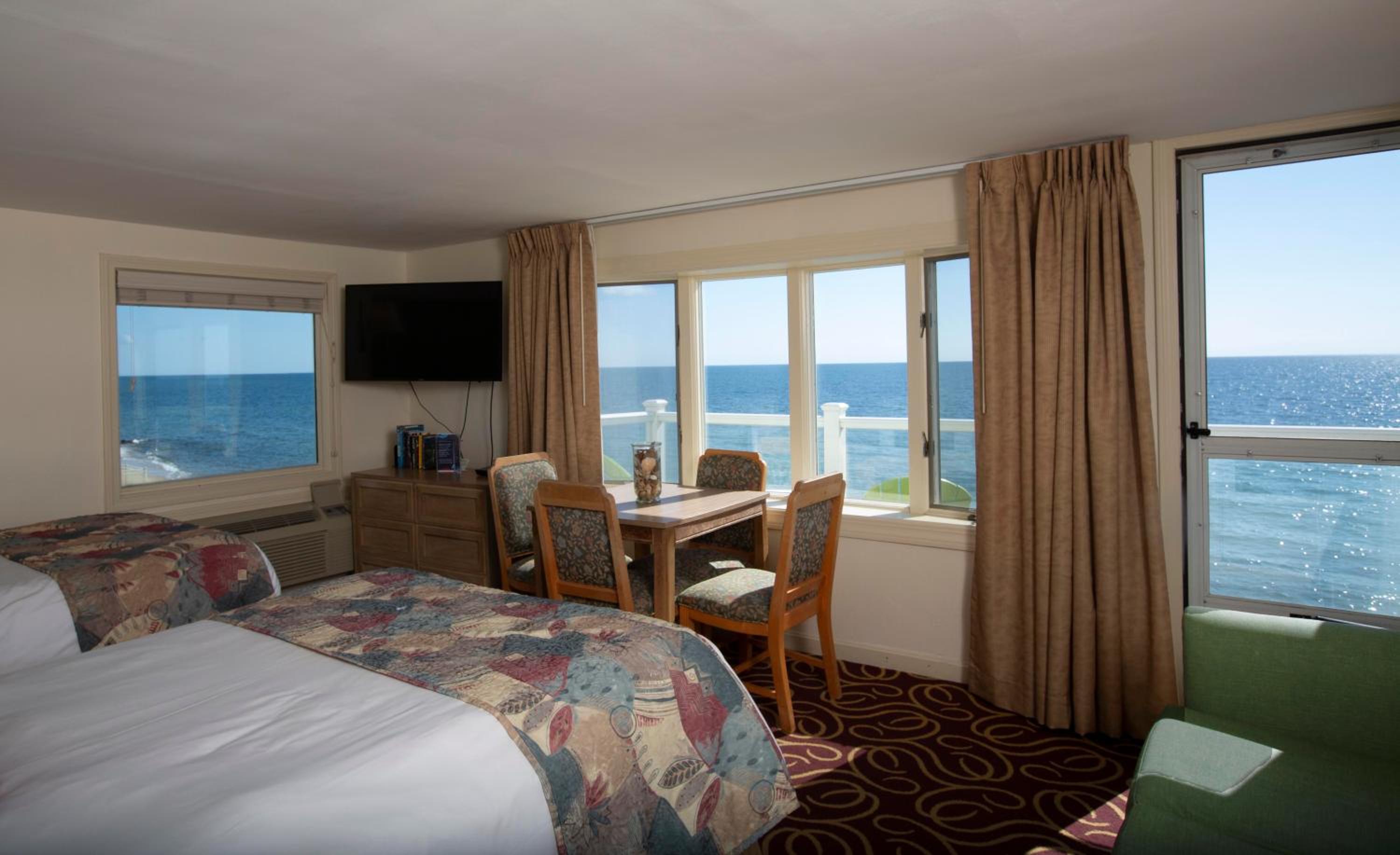 Superior Suite with Sea View photo 1