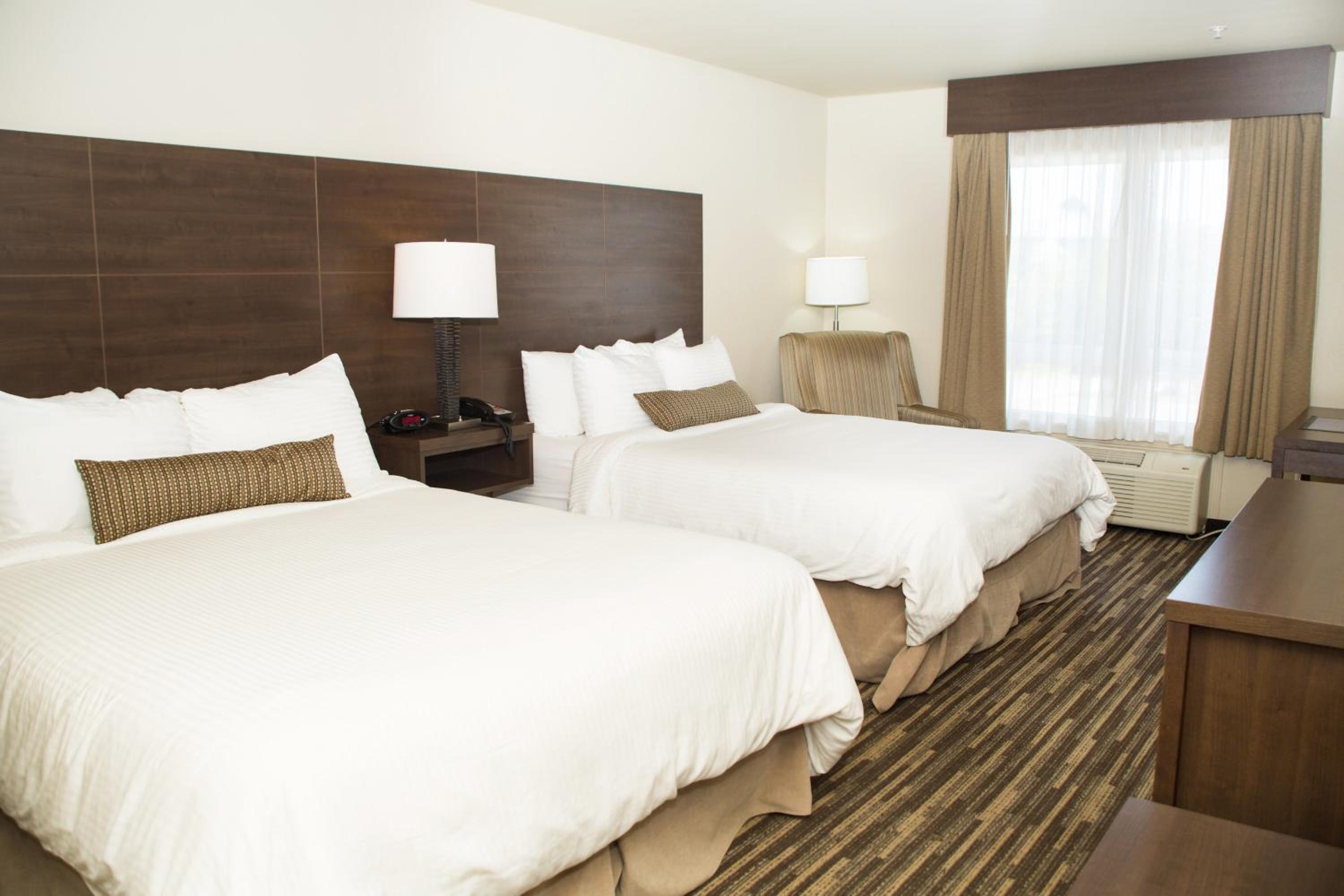 Queen Room with Two Queen Beds - Non-Smoking