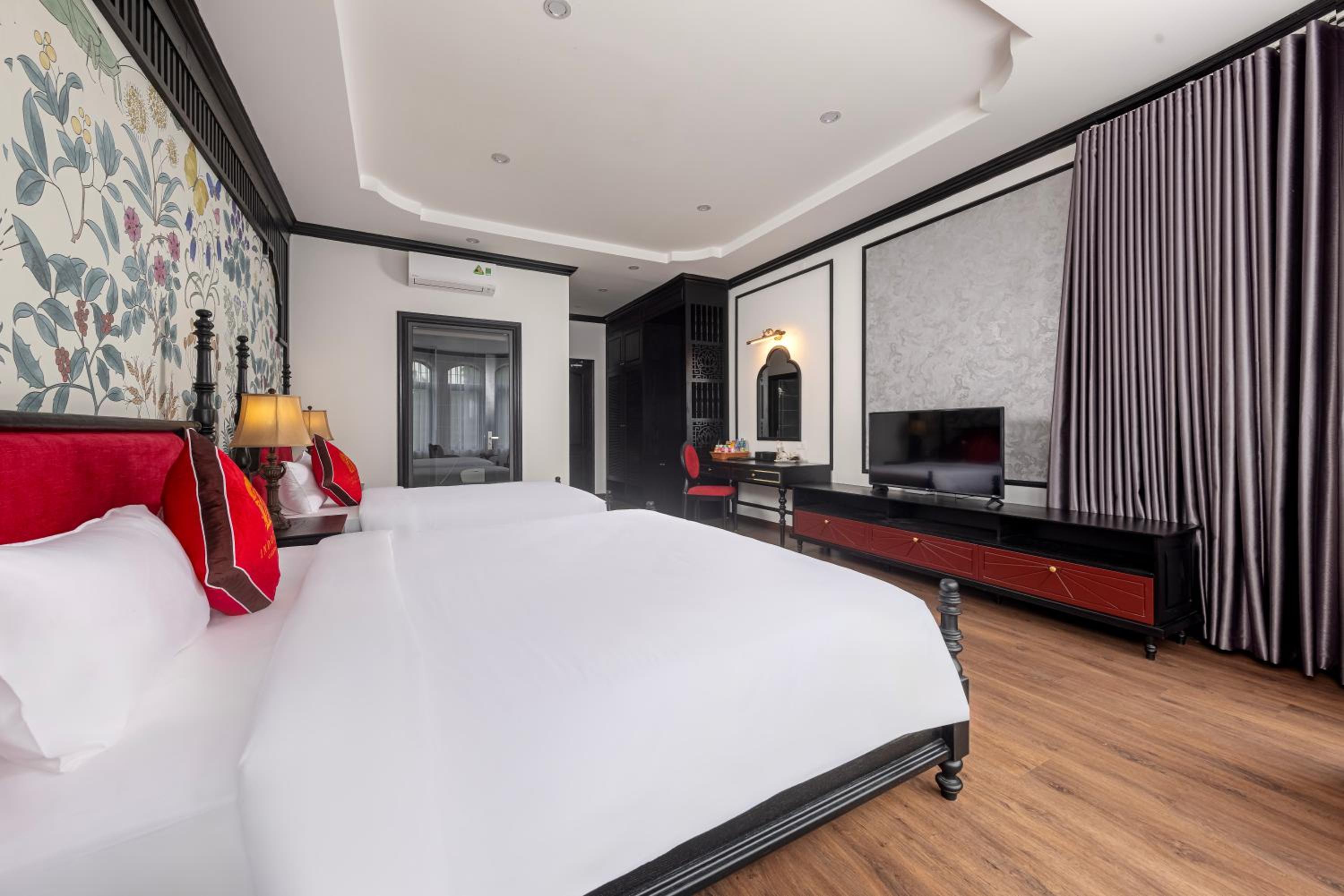 Family Suite photo 2