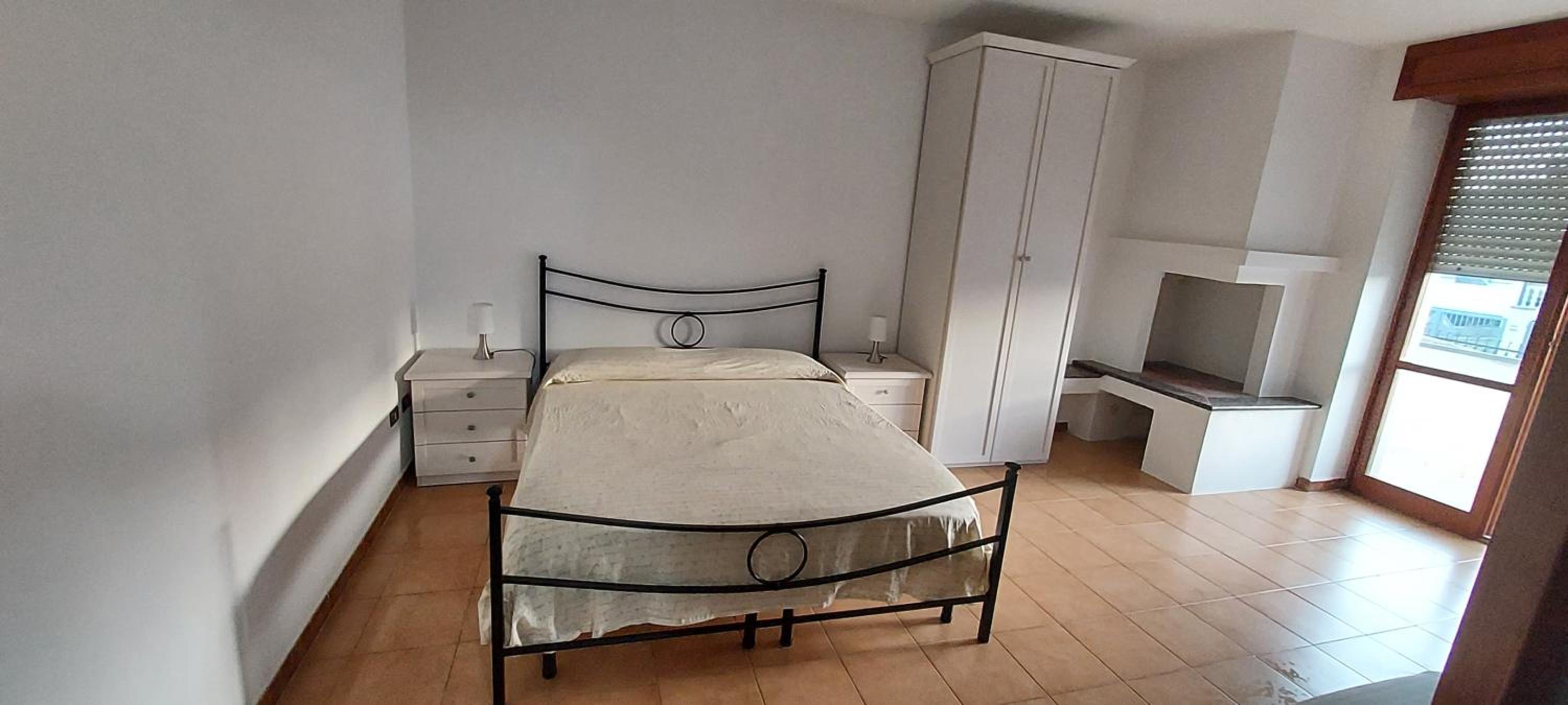 One-Bedroom House - Photo 1