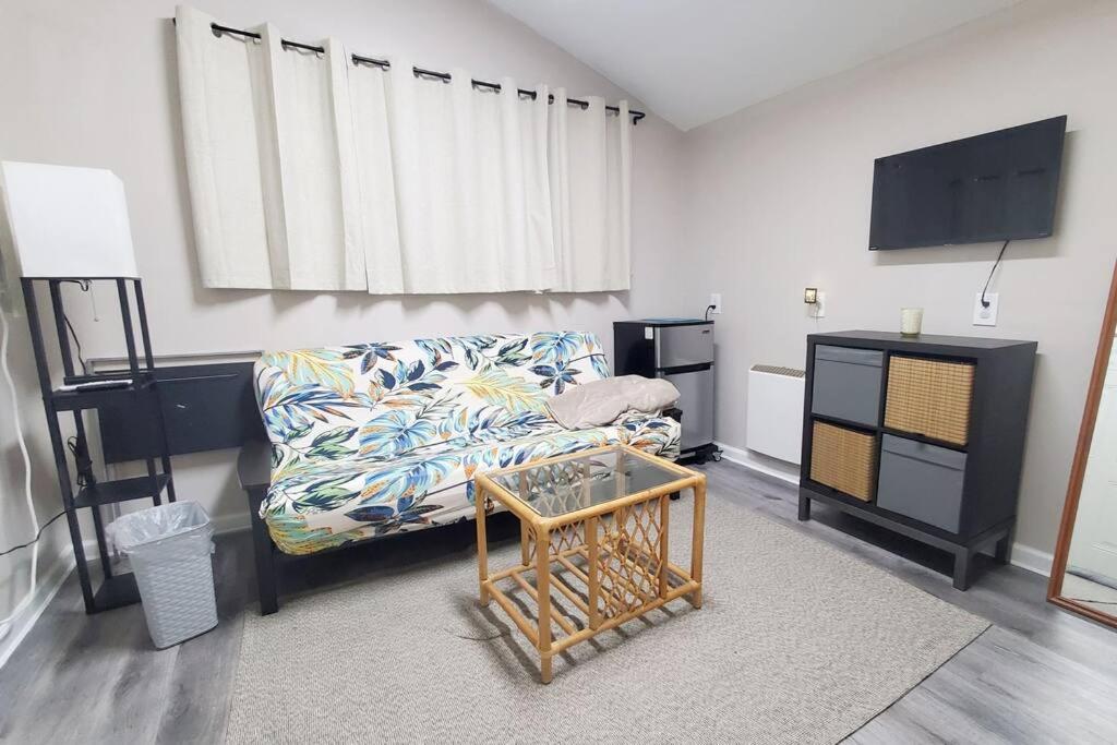 Studio Apartment photo 3