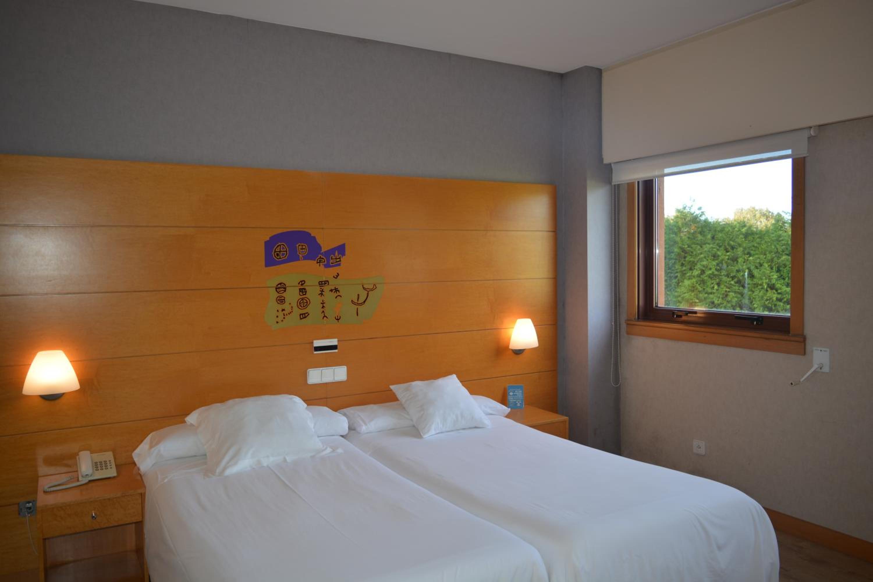 Double or Twin Room (2 Adults) - Photo 24