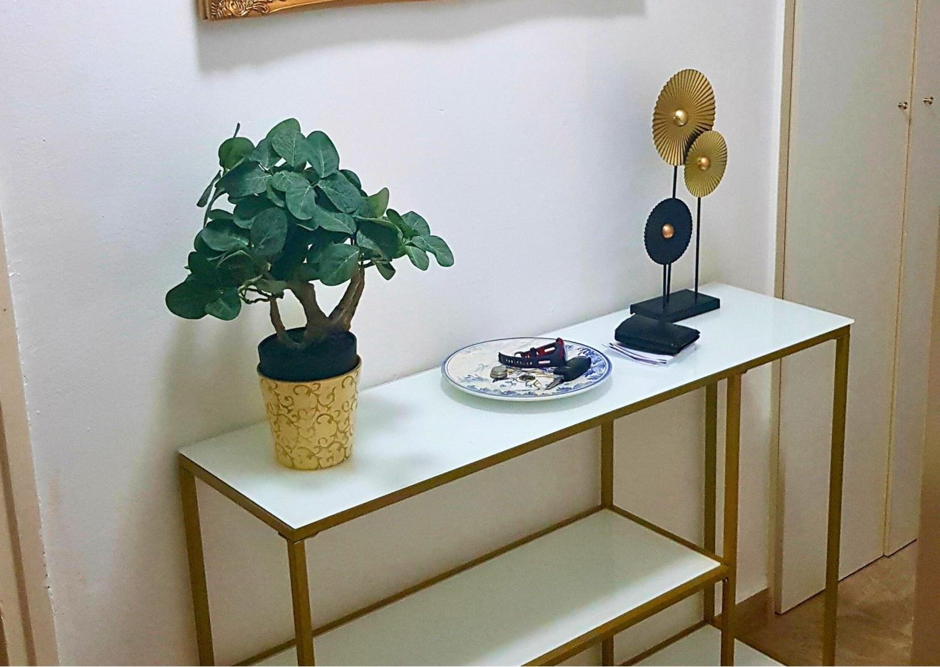 Two-Bedroom Apartment - Photo 19