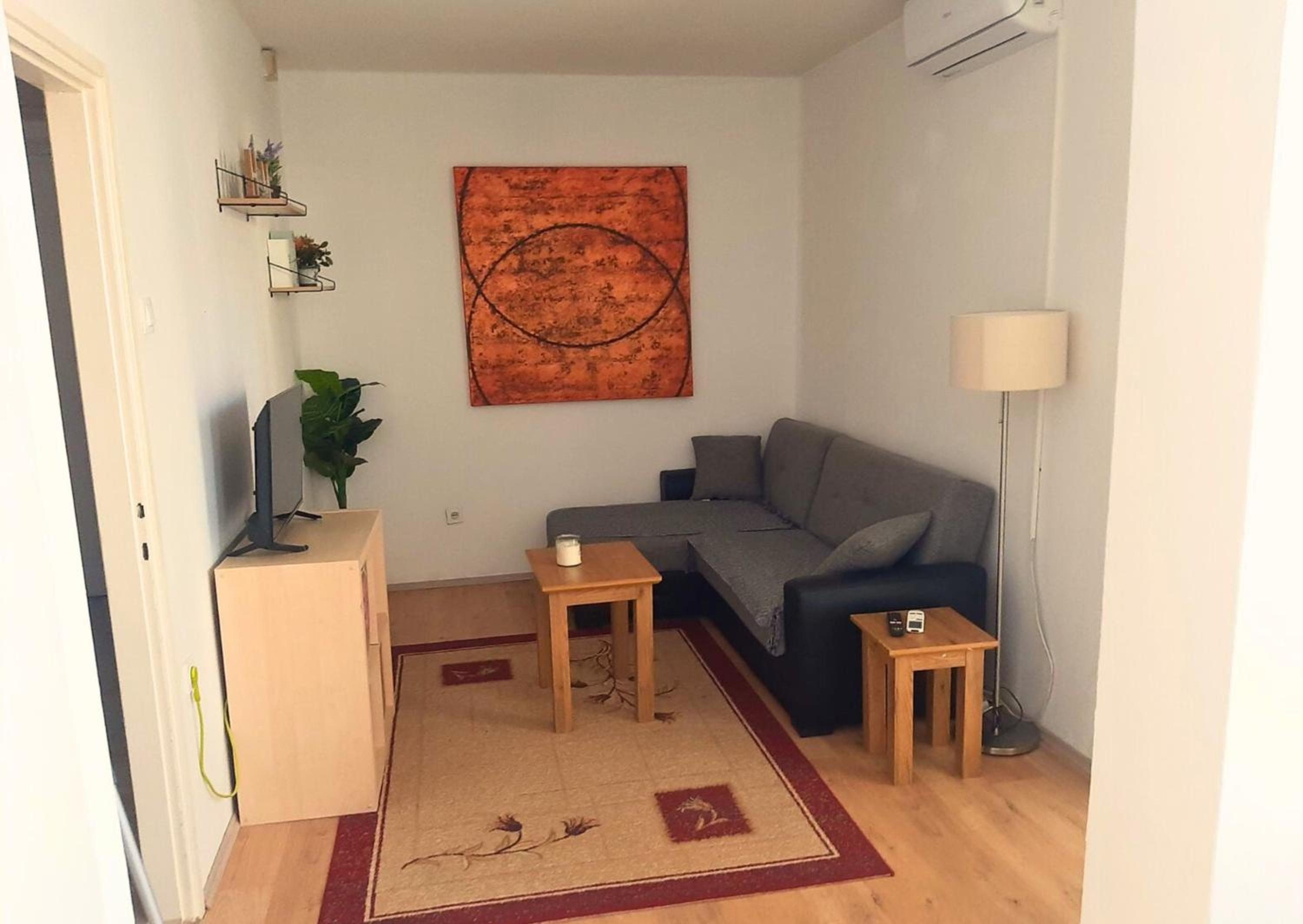 Two-Bedroom Apartment - Photo 21