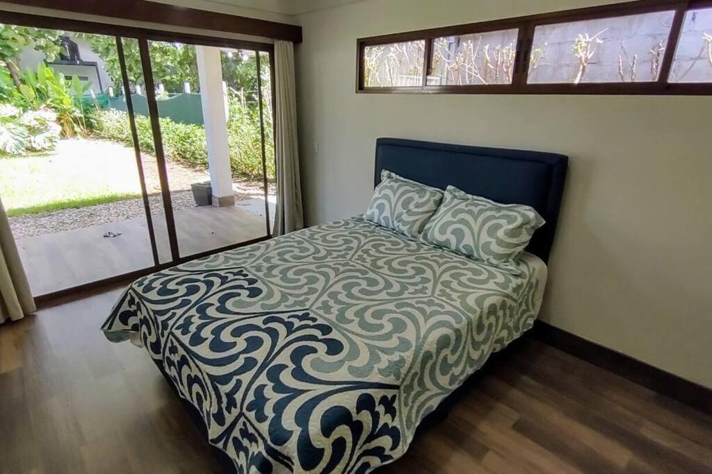Two-Bedroom House photo 2