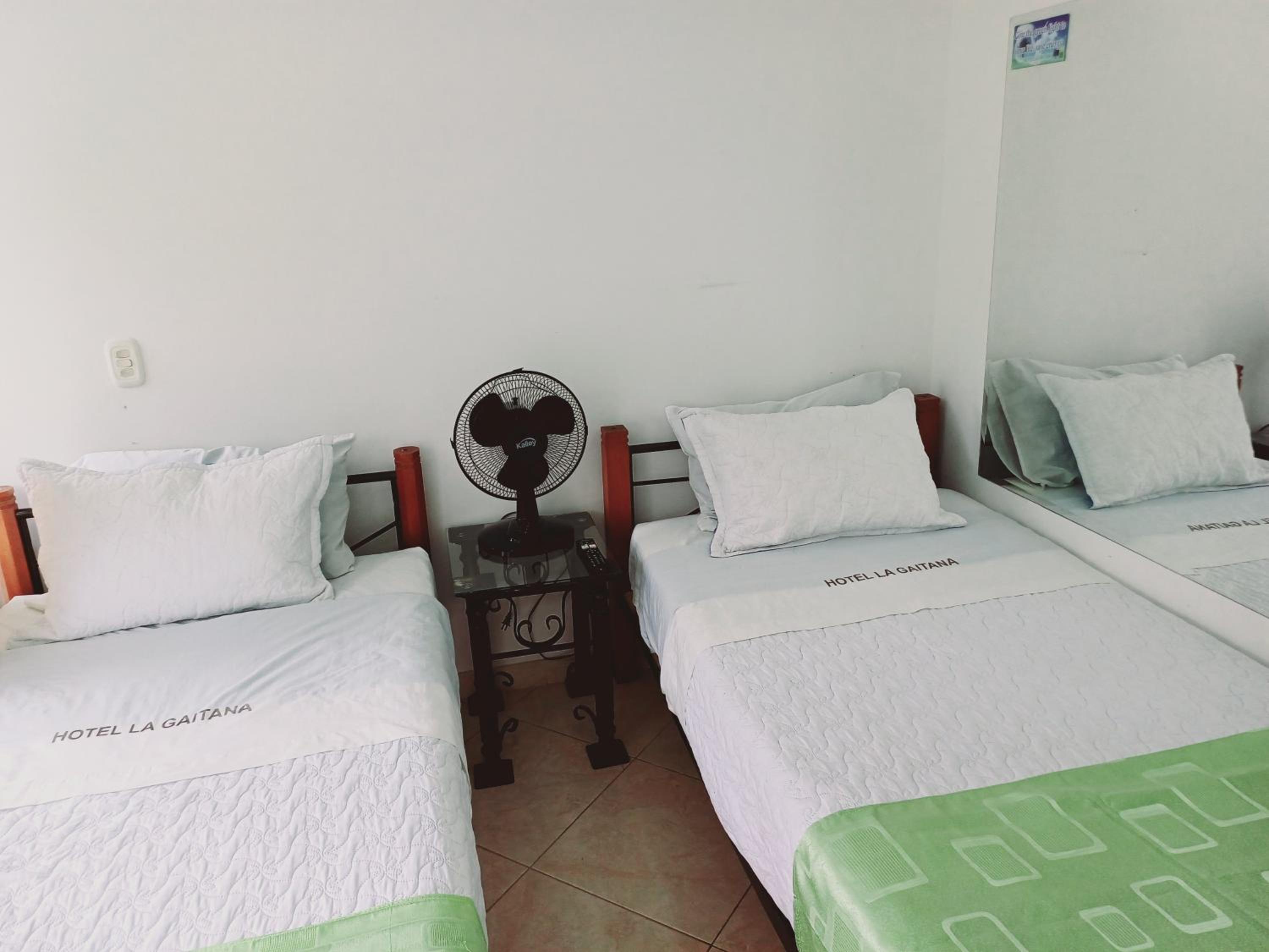 Twin Room with Balcony photo 2