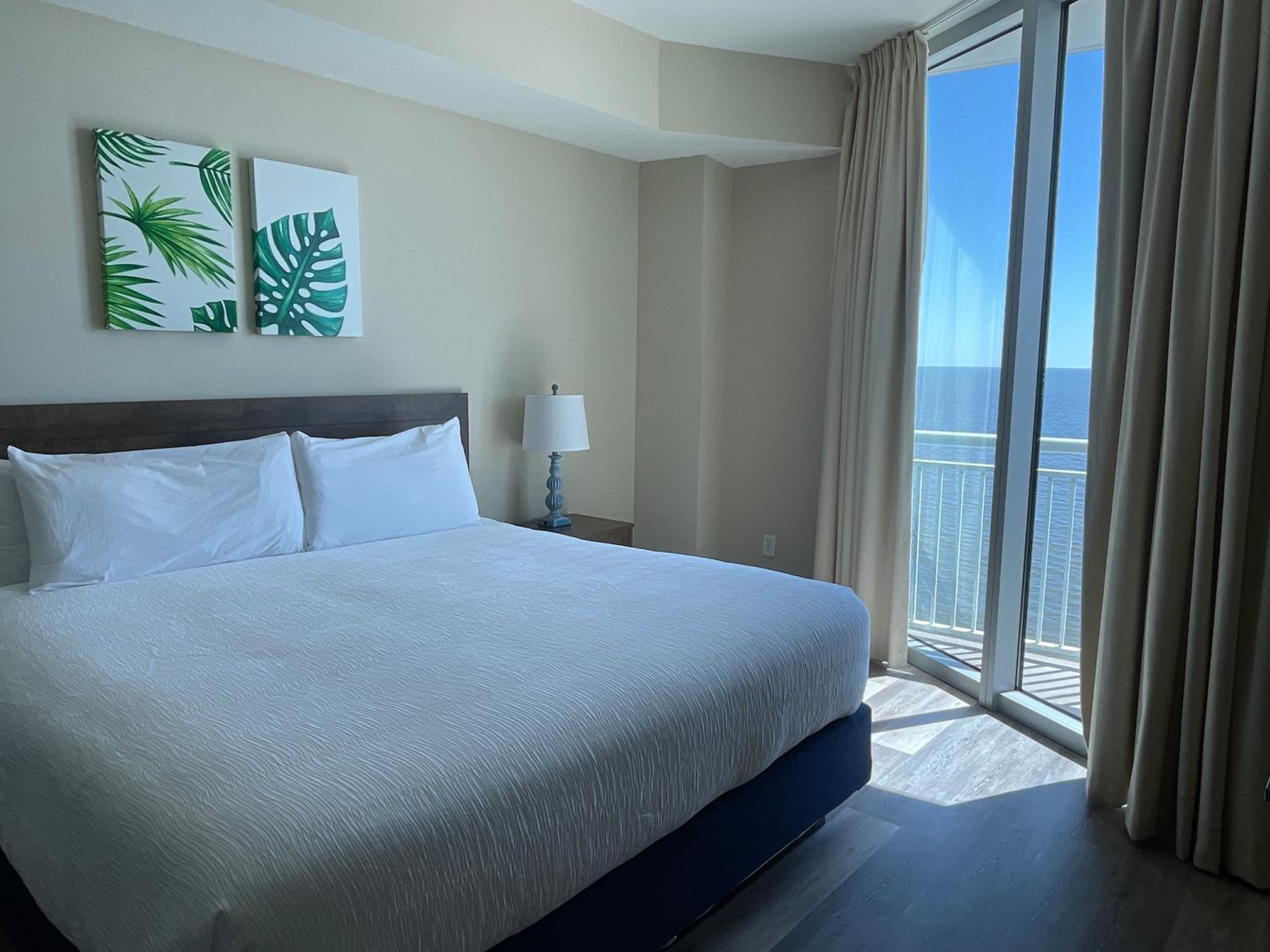 Two Bedroom One and a Half Bath Suite, Full Ocean View - Photo 3