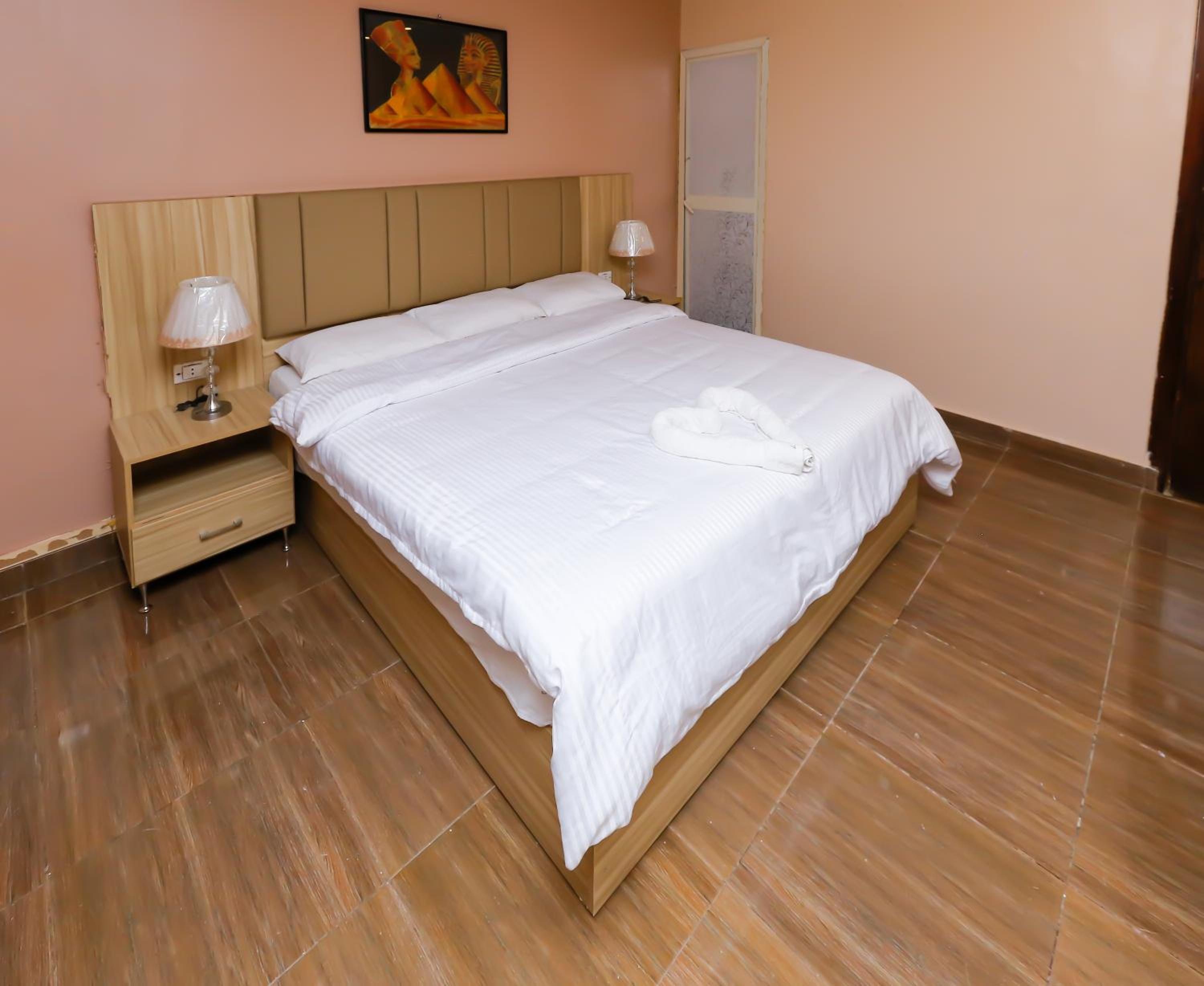 Budget Single Room photo 2
