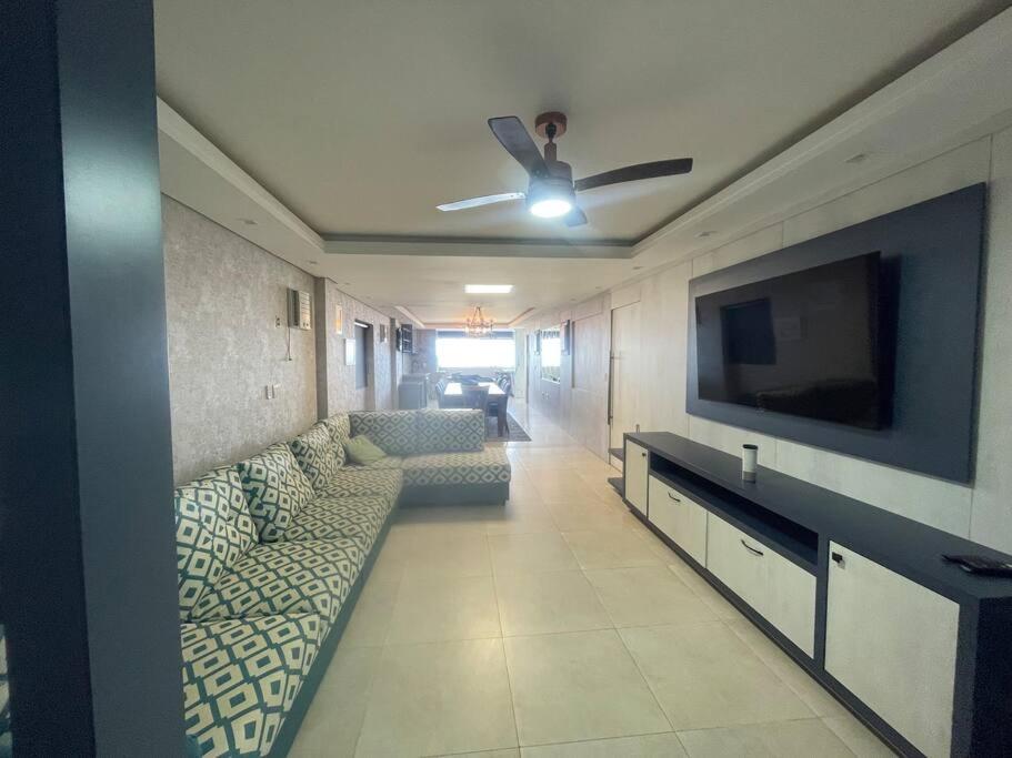 Three-Bedroom Apartment photo 1