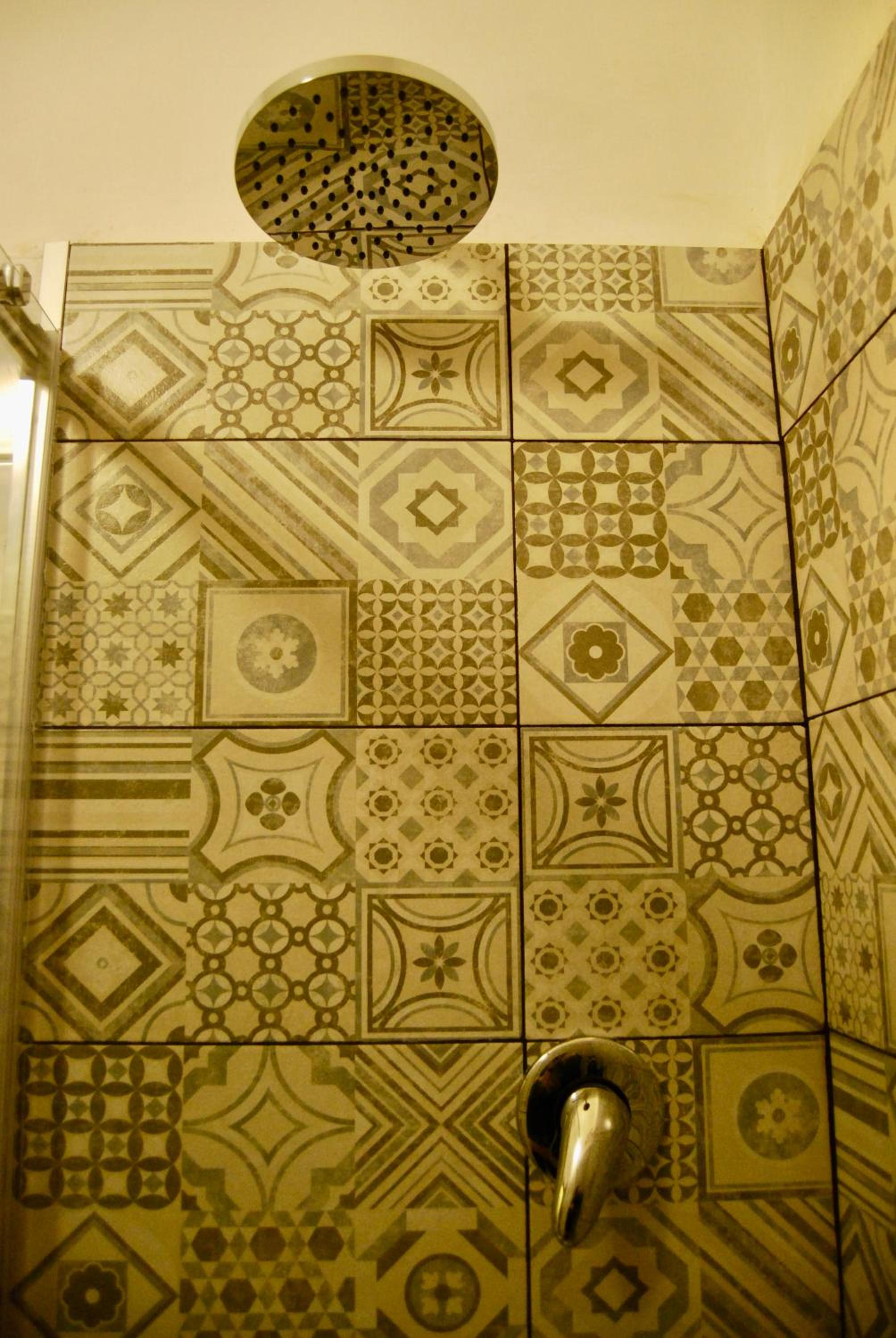 Double Room - Photo 7