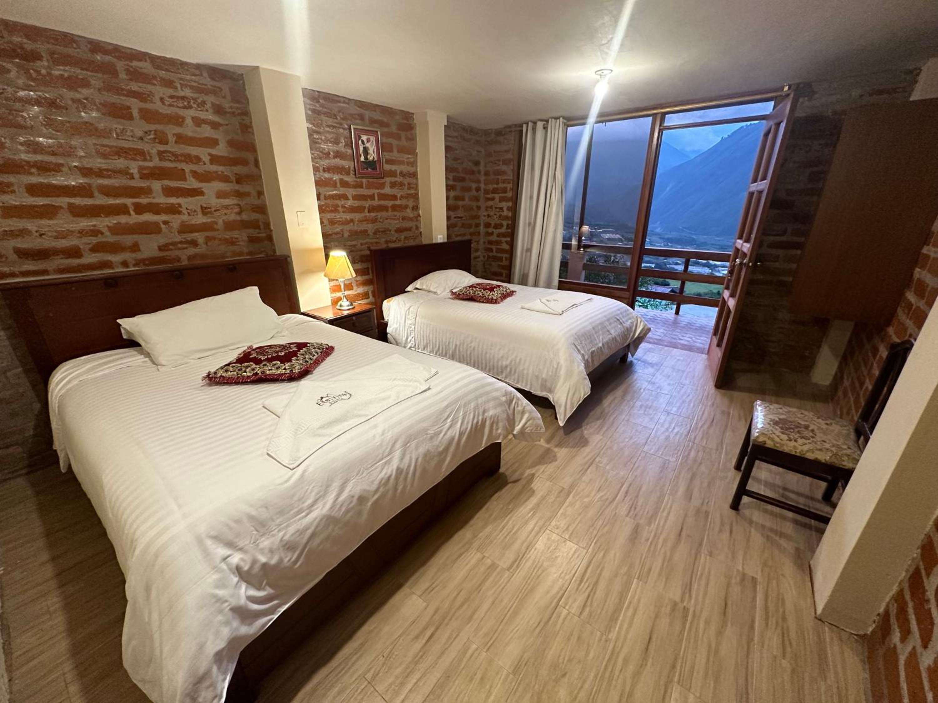 Twin Room with Balcony photo 1