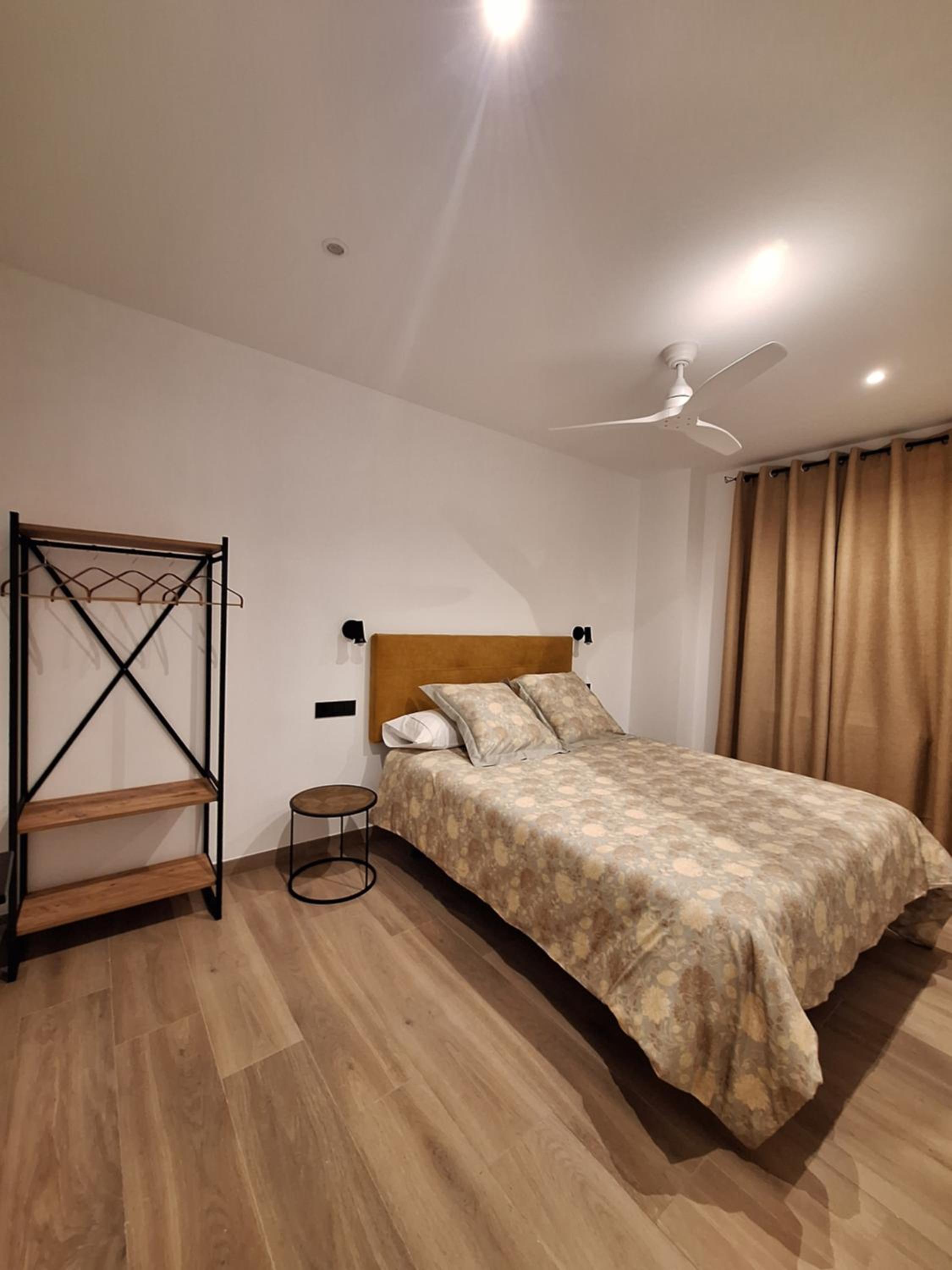 Habitación familiar con baño