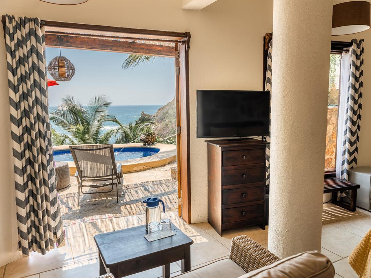 King Room with Sea View photo 2