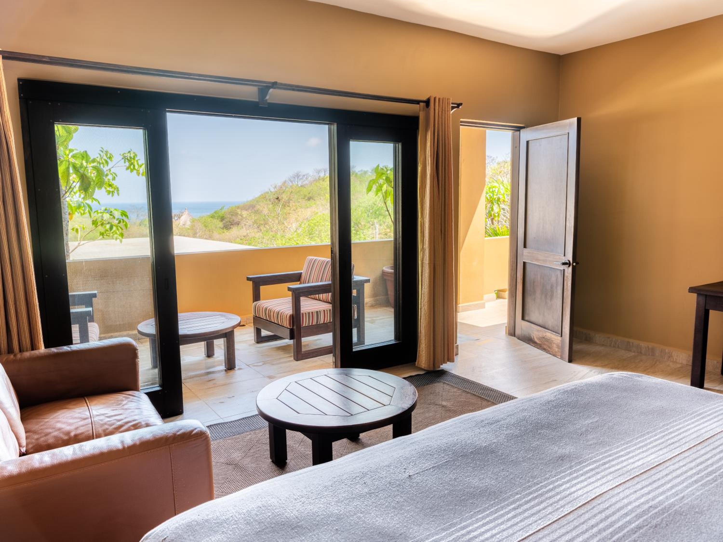 Superior Villa photo 2