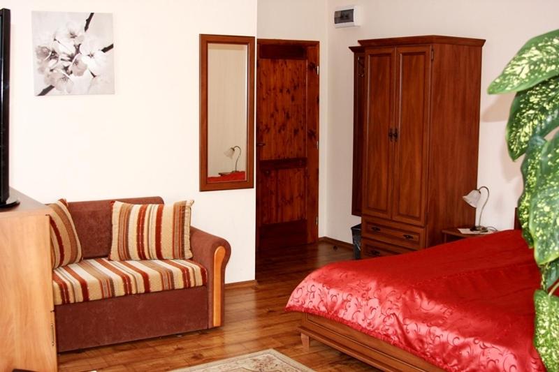 Double or Twin Room photo 3