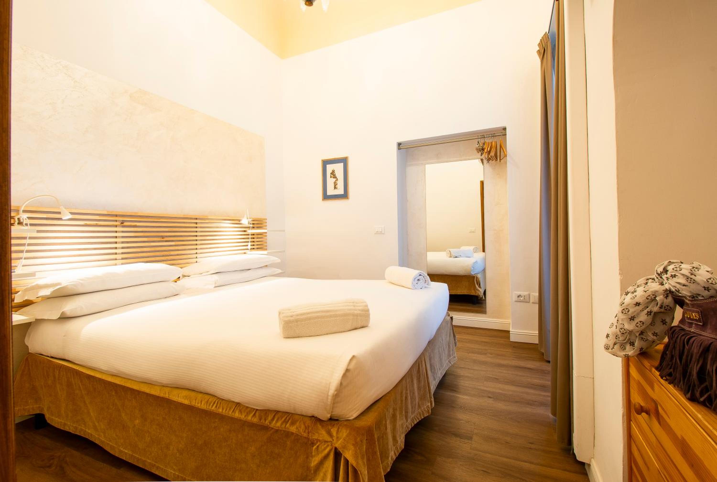 Double or Twin Room photo 2