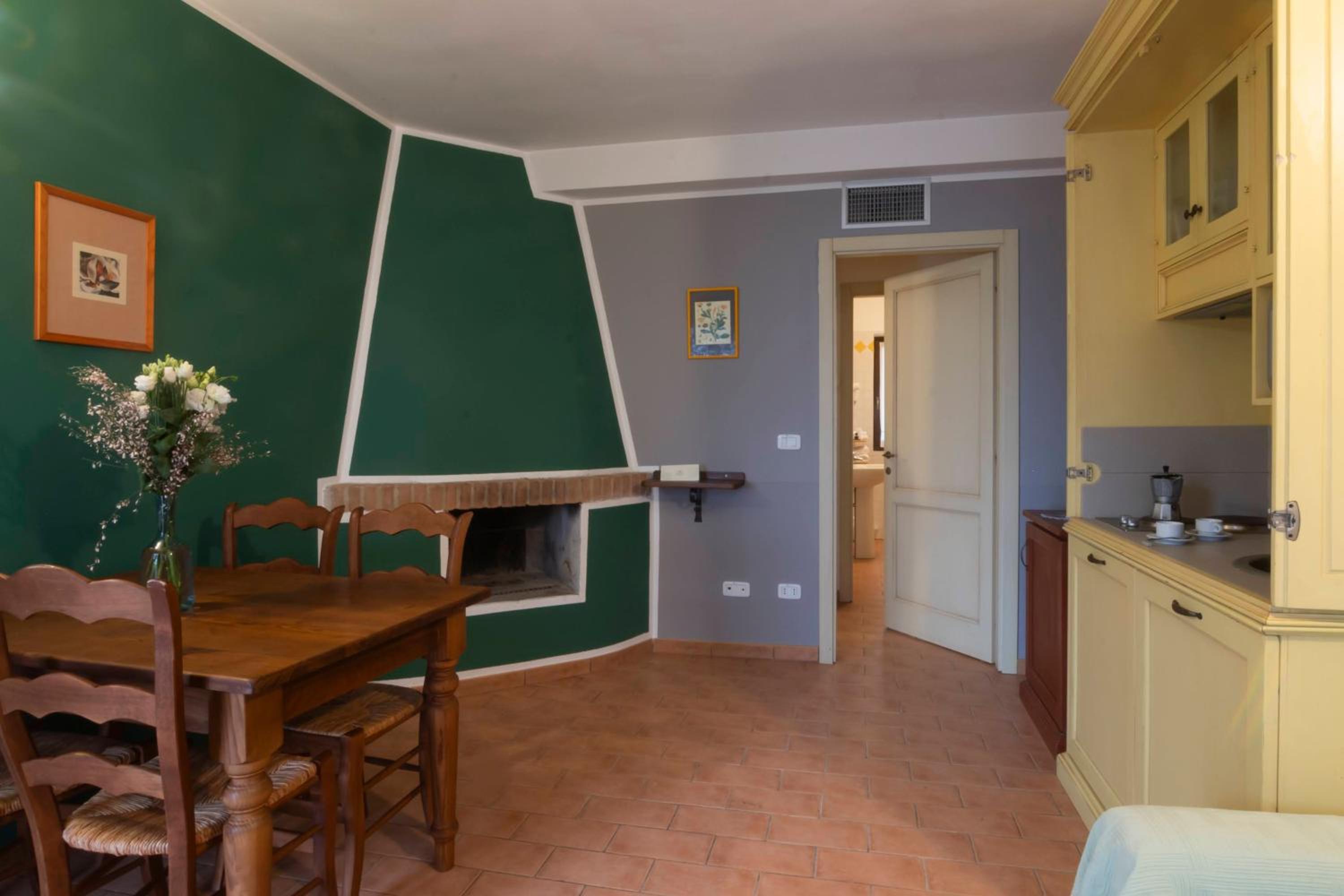 Apartment - Ground Floor photo 2