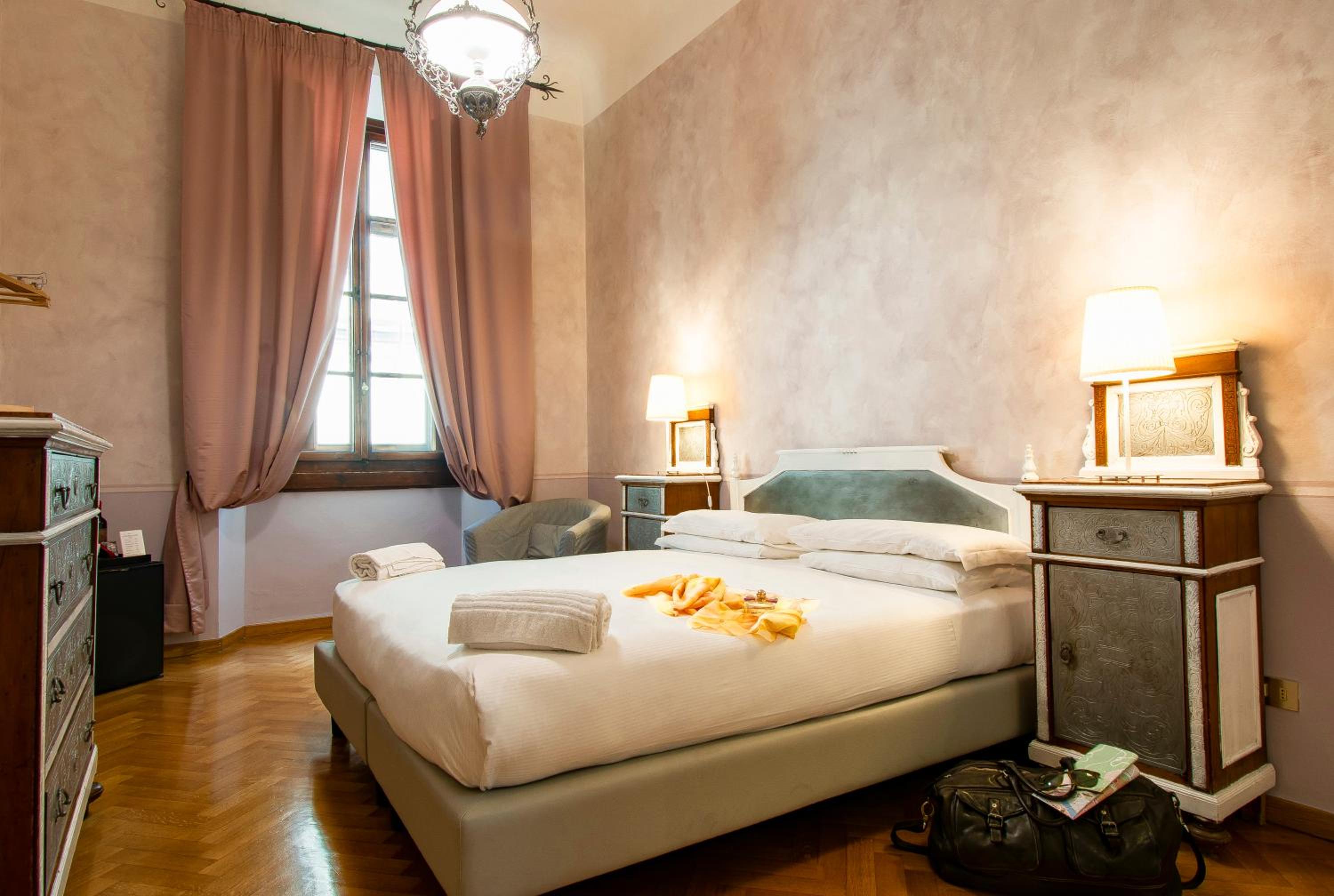 Double or Twin Room photo 1
