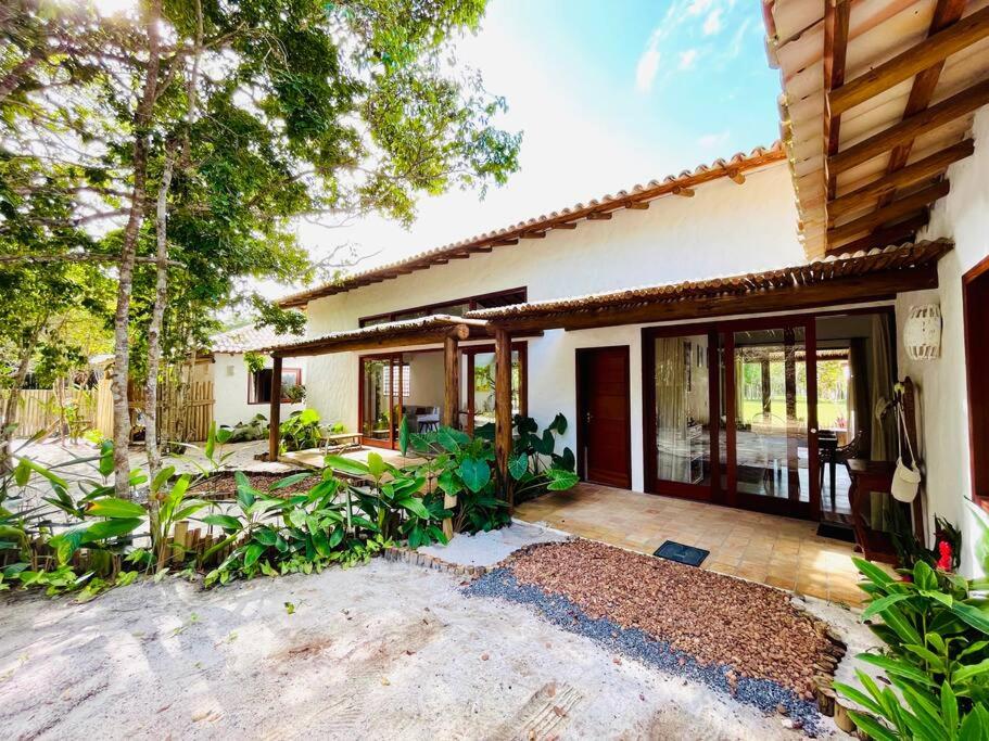 Four-Bedroom House photo 3