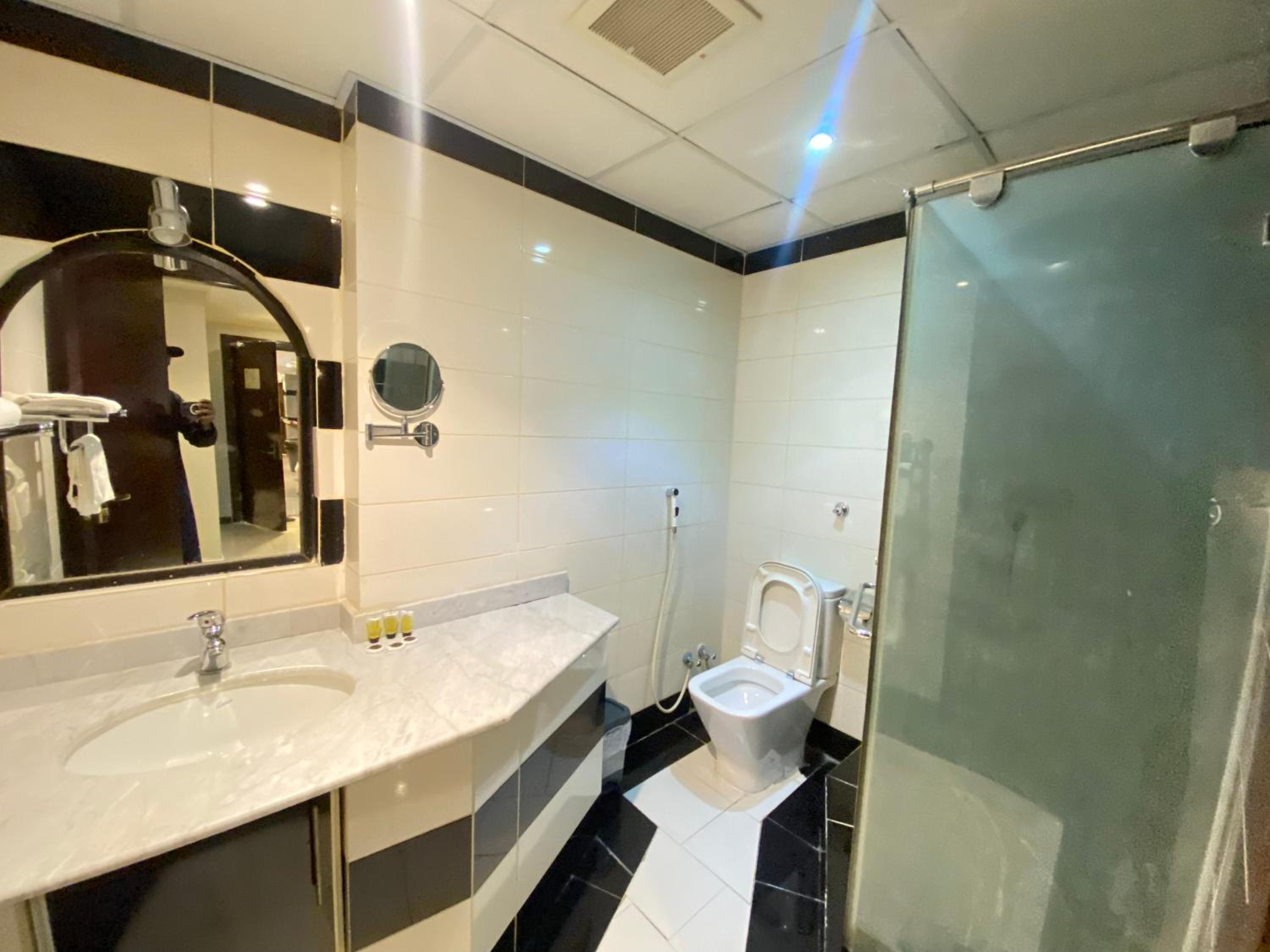 Family Suite - Photo 13
