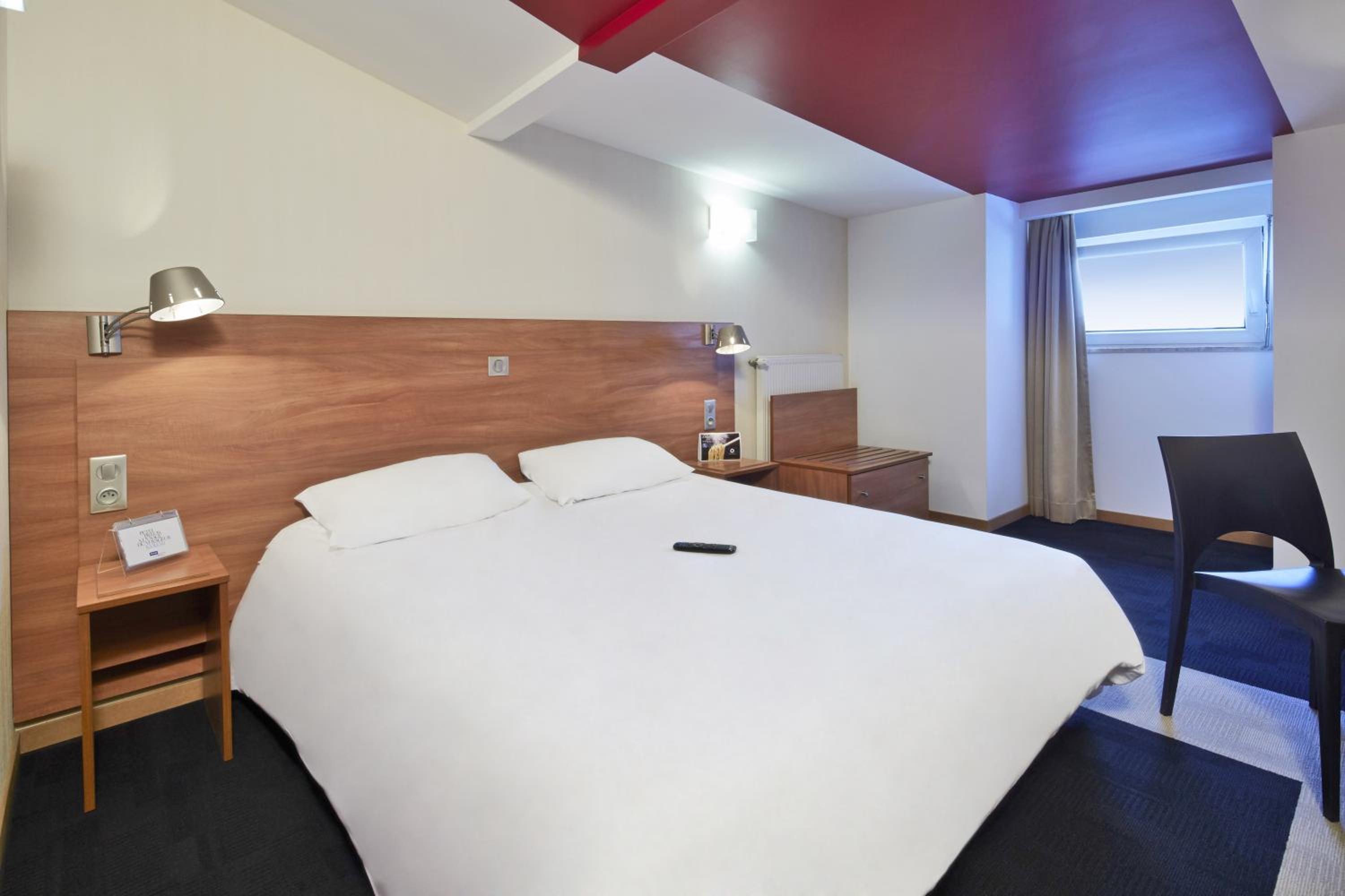Double Room - Photo 5