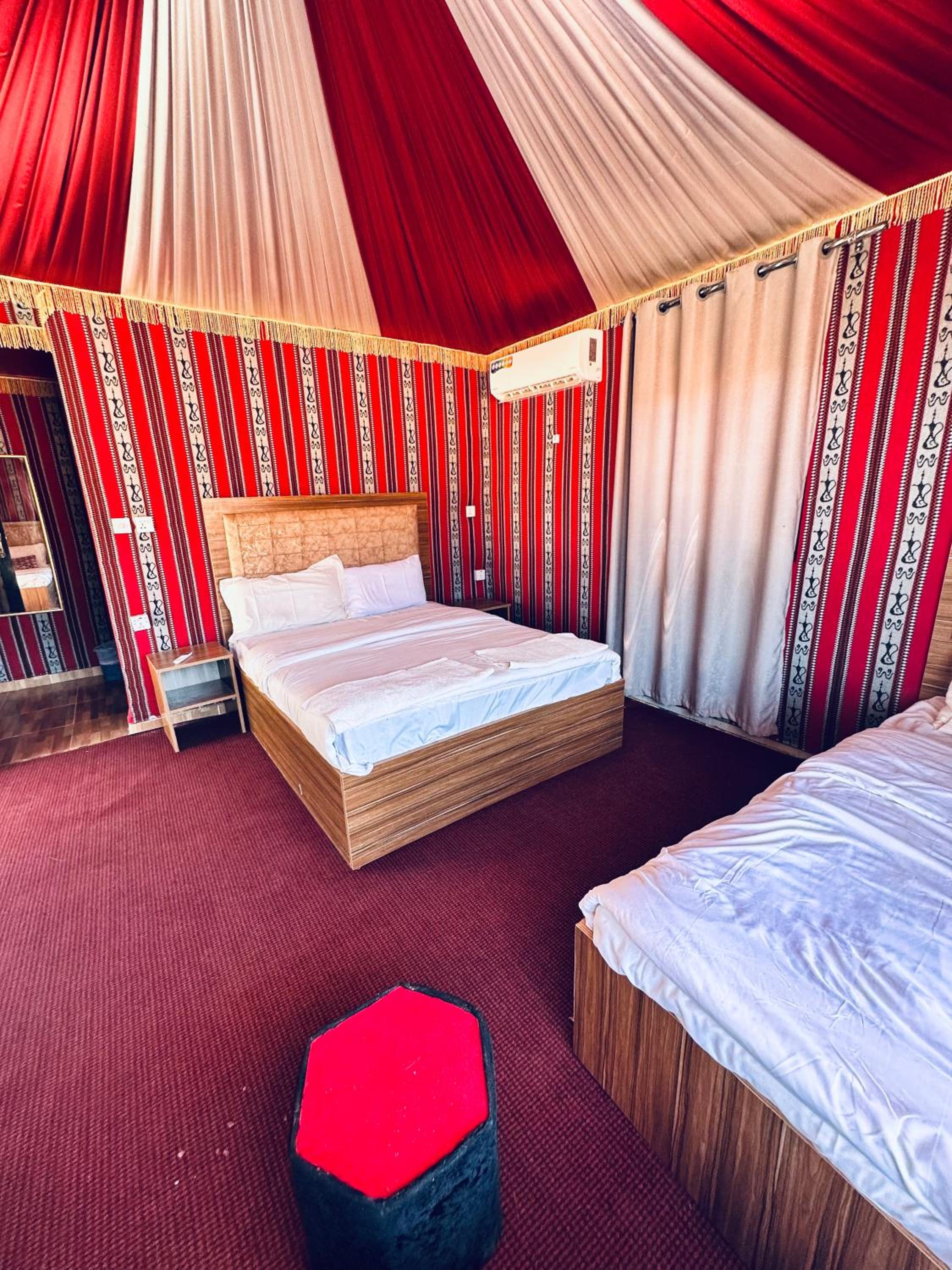 Economy Quadruple Room photo 1