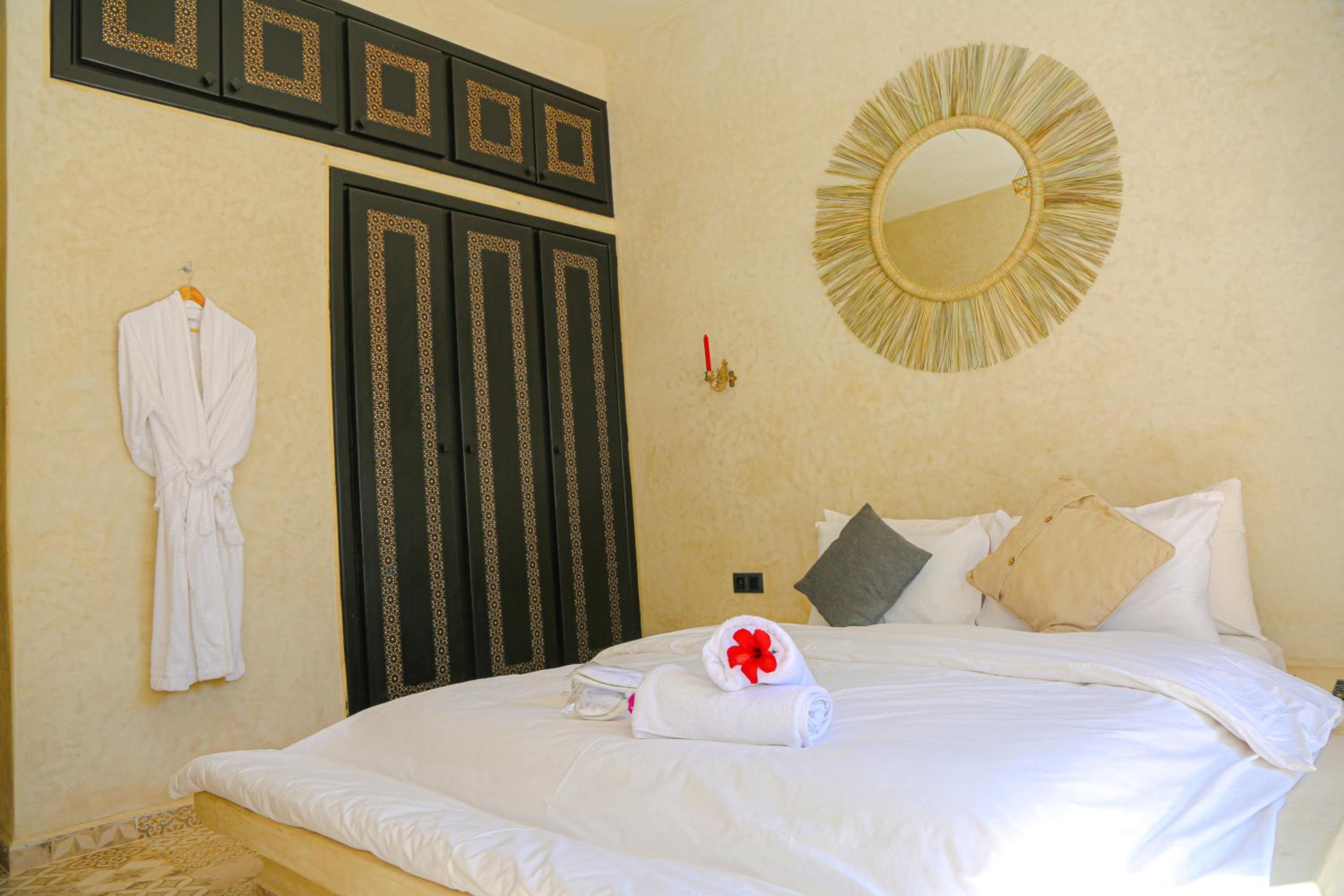 Villa photo 2