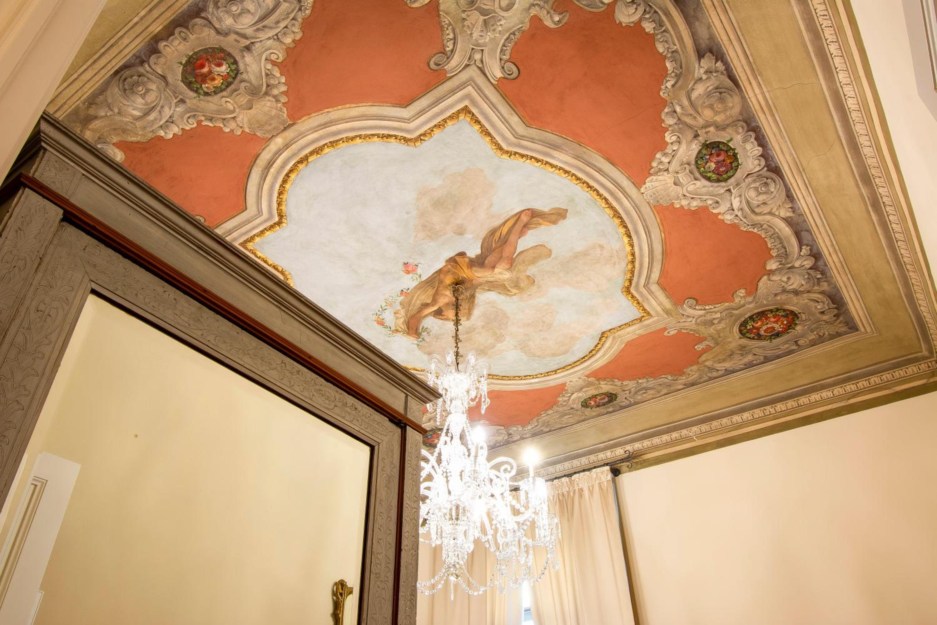 Superior King Room photo 3