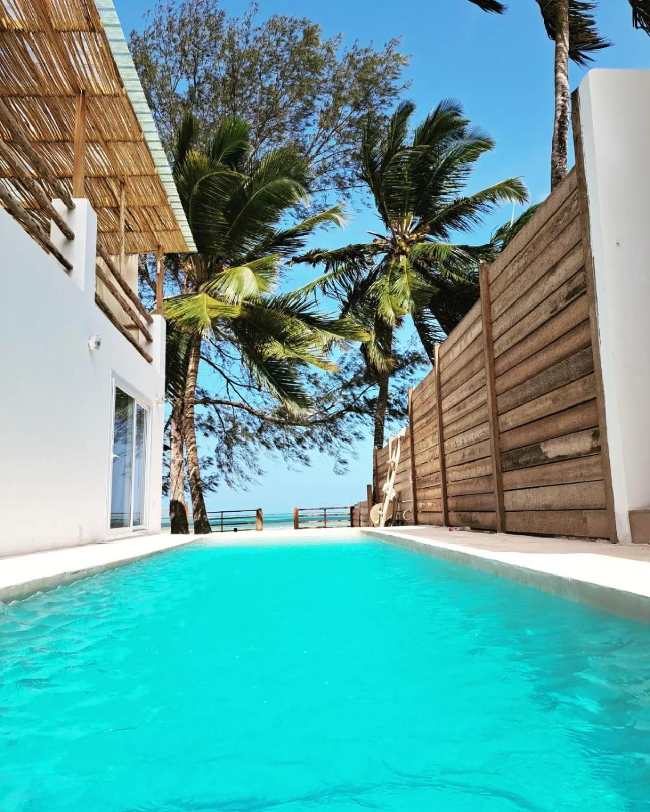 Deluxe Double Room with Sea View photo 2