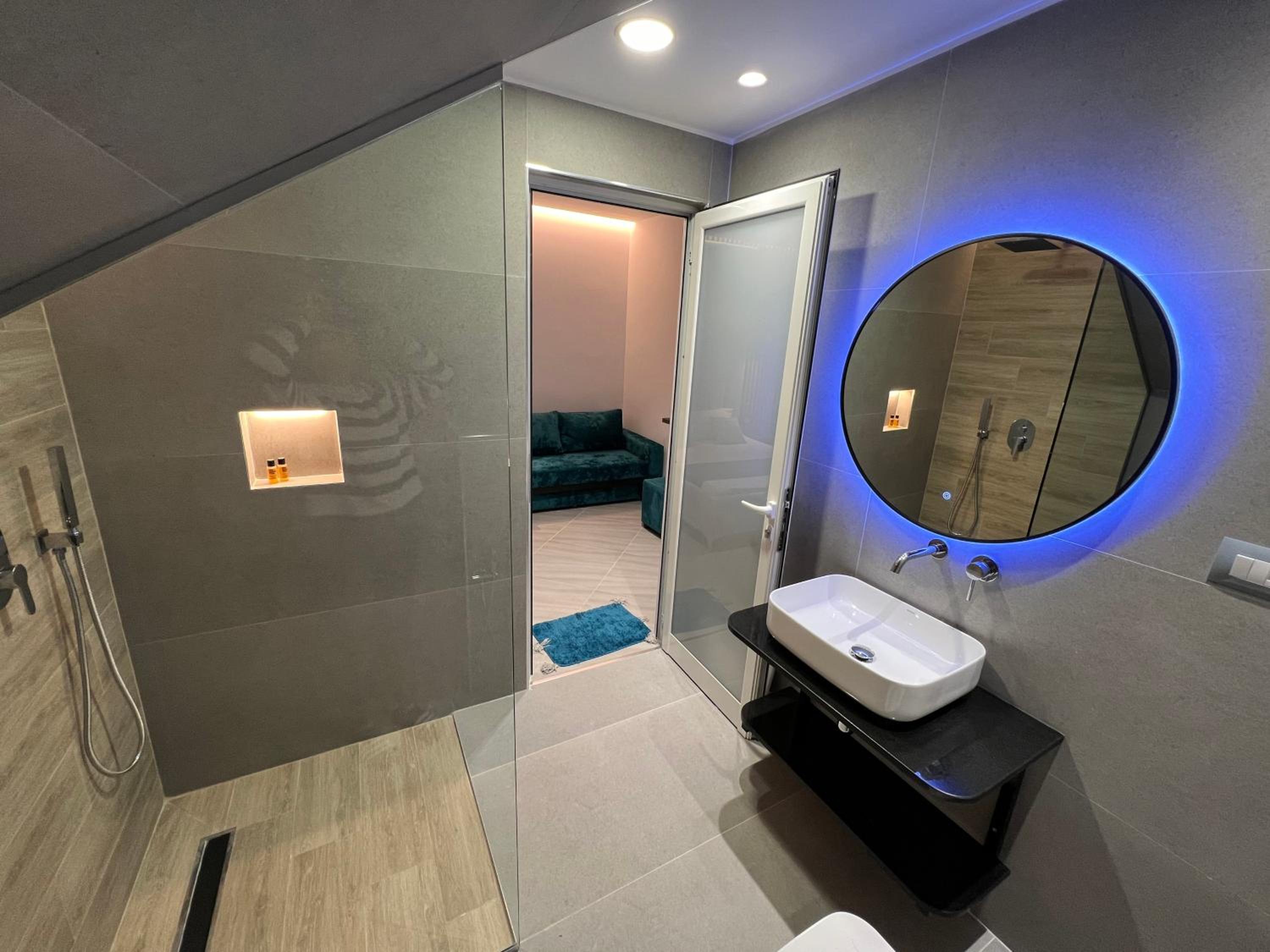 Superior Triple Room photo 2