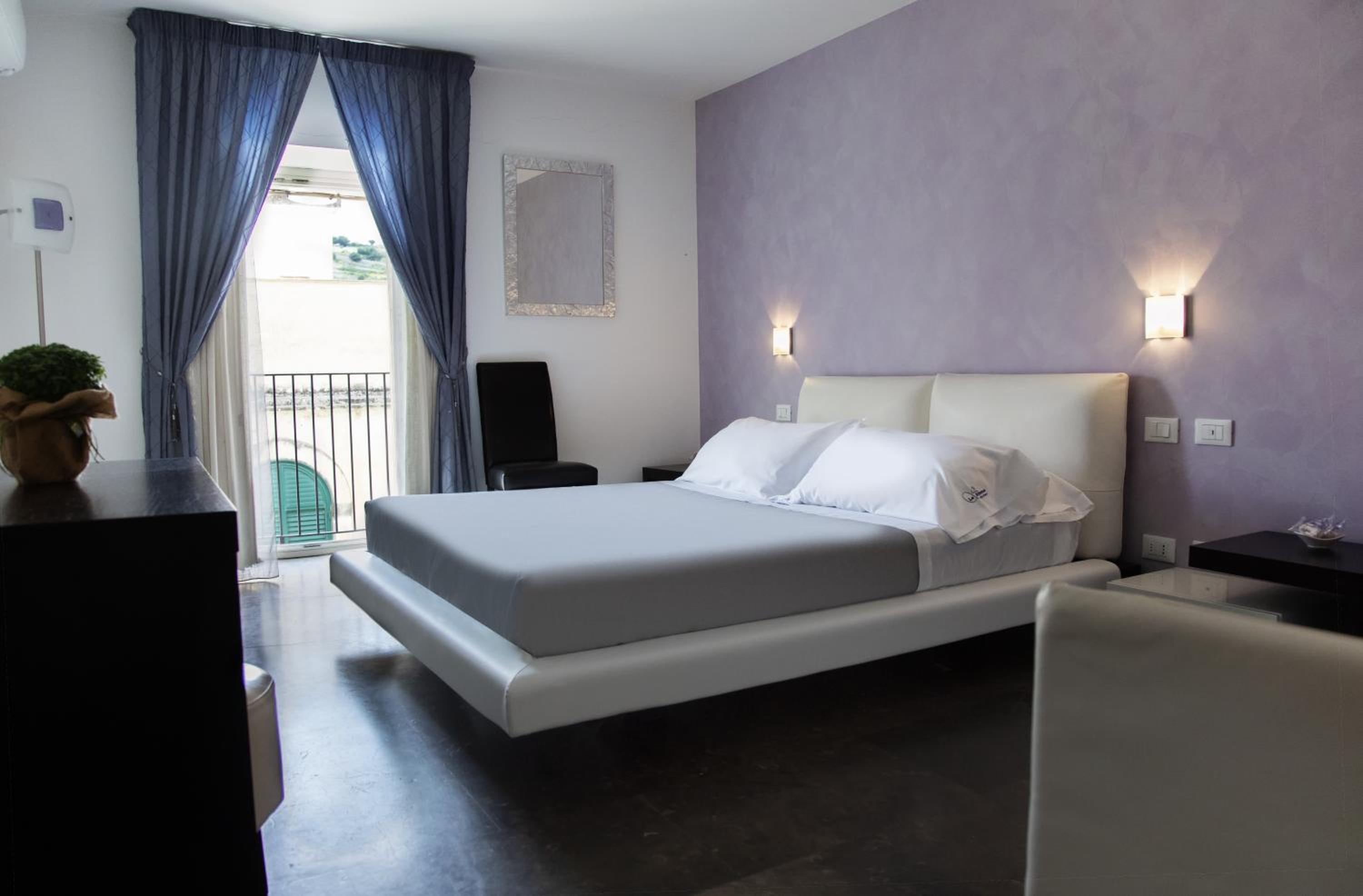 Quadruple Room - Photo 1