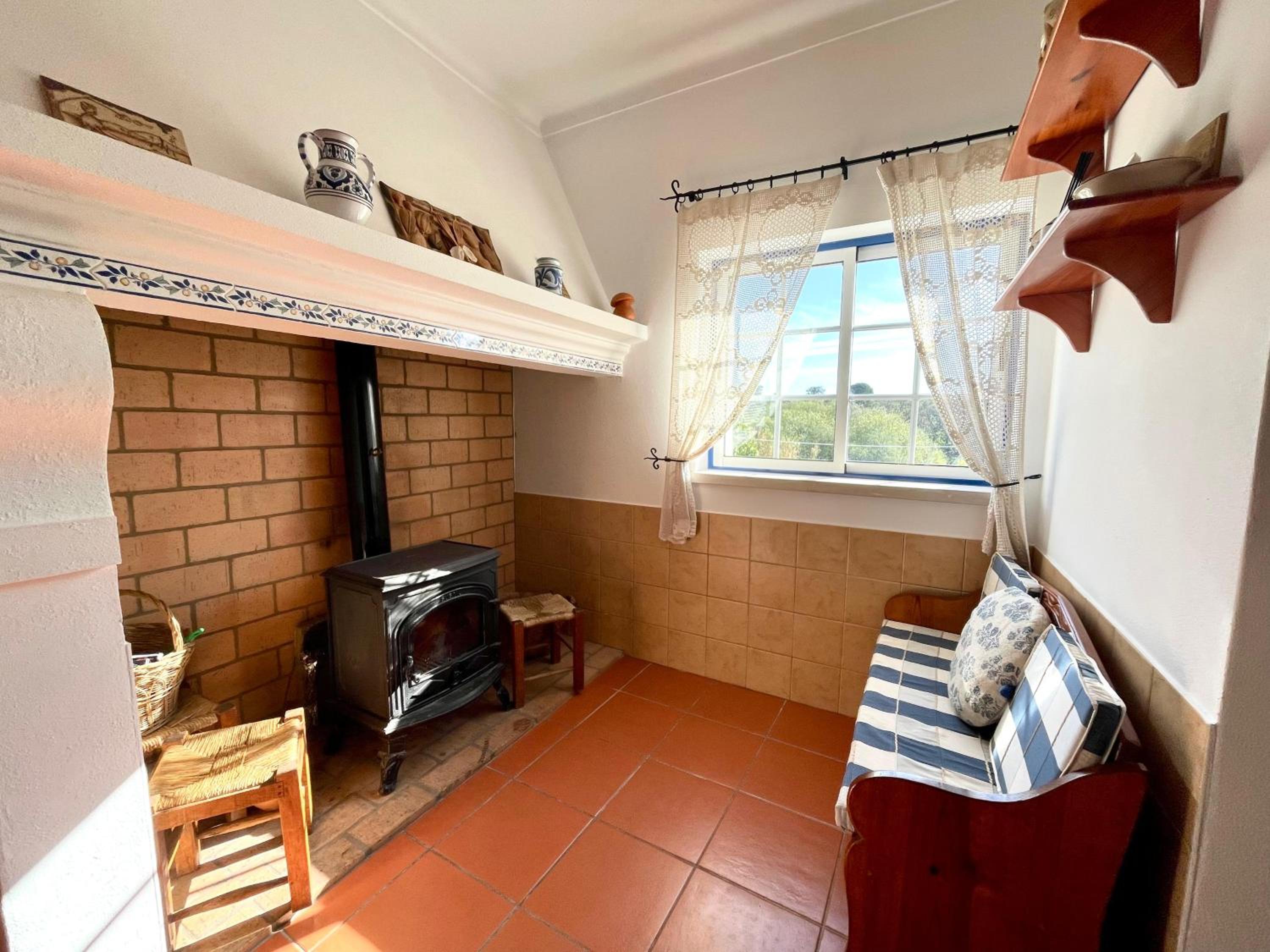 Three-Bedroom House photo 3