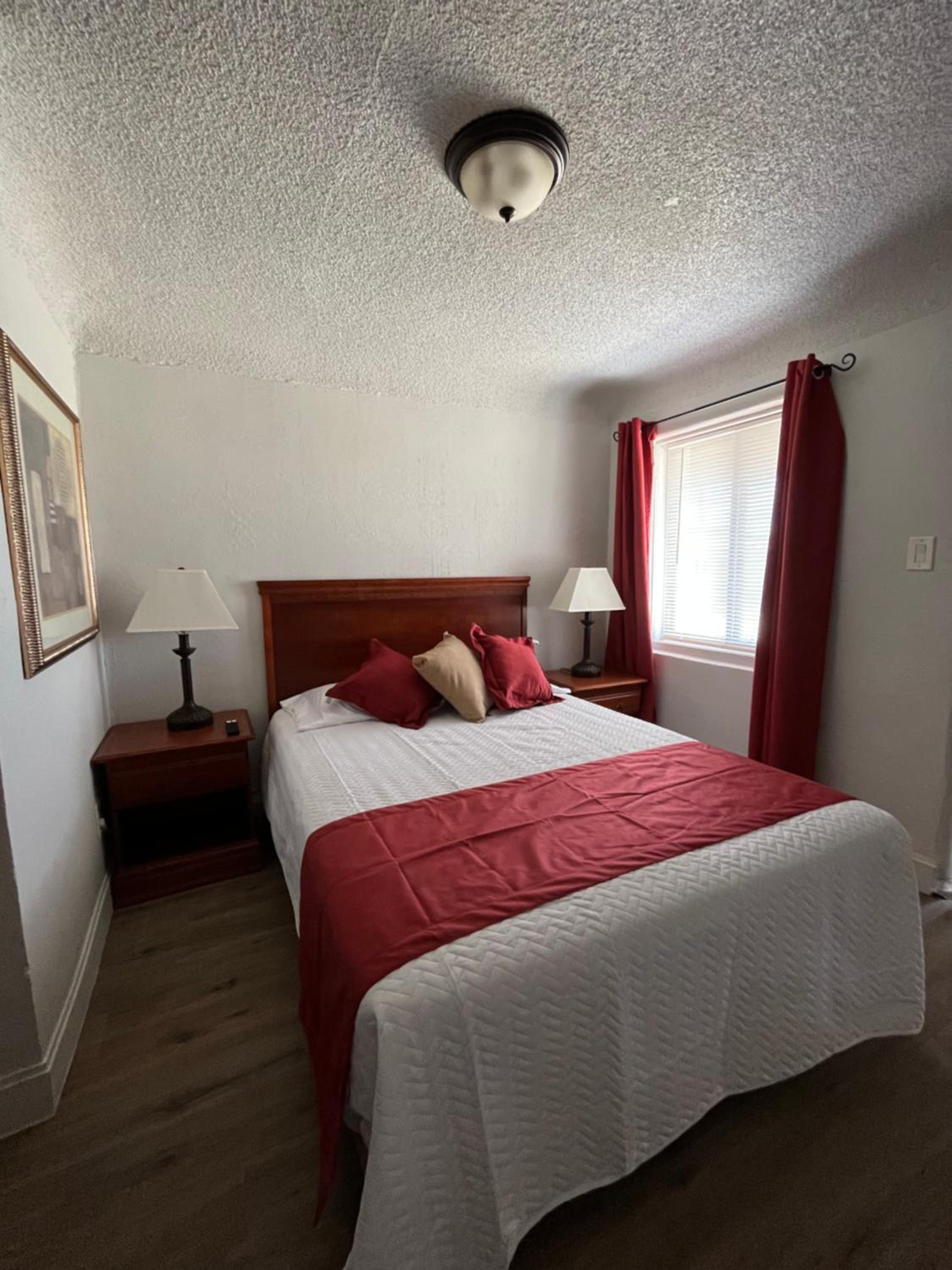 Queen Room - Photo 3