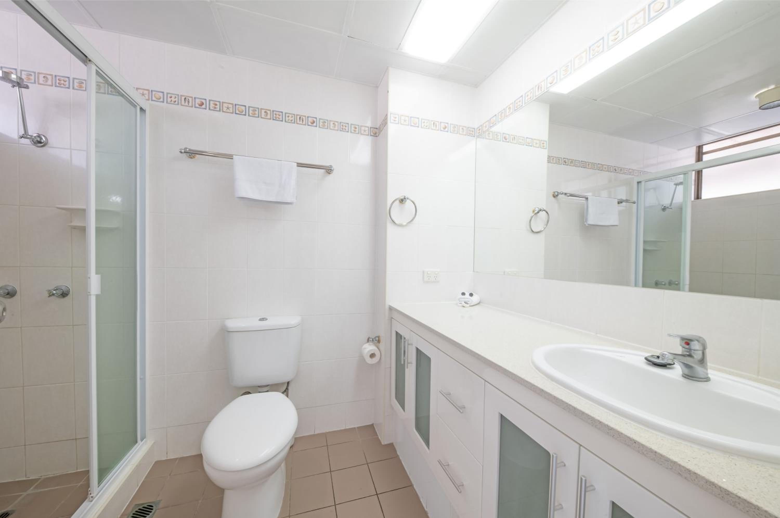 1 Bedroom with Ocean View - 1 x Queen photo 3