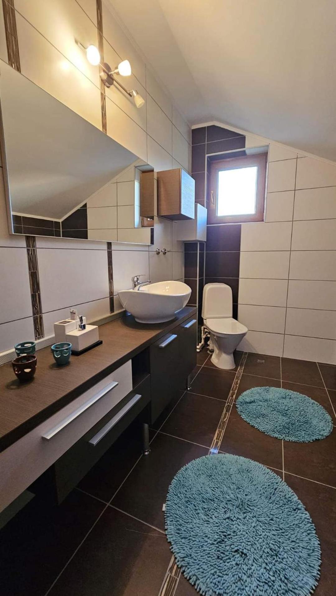 Two-Bedroom House photo 2